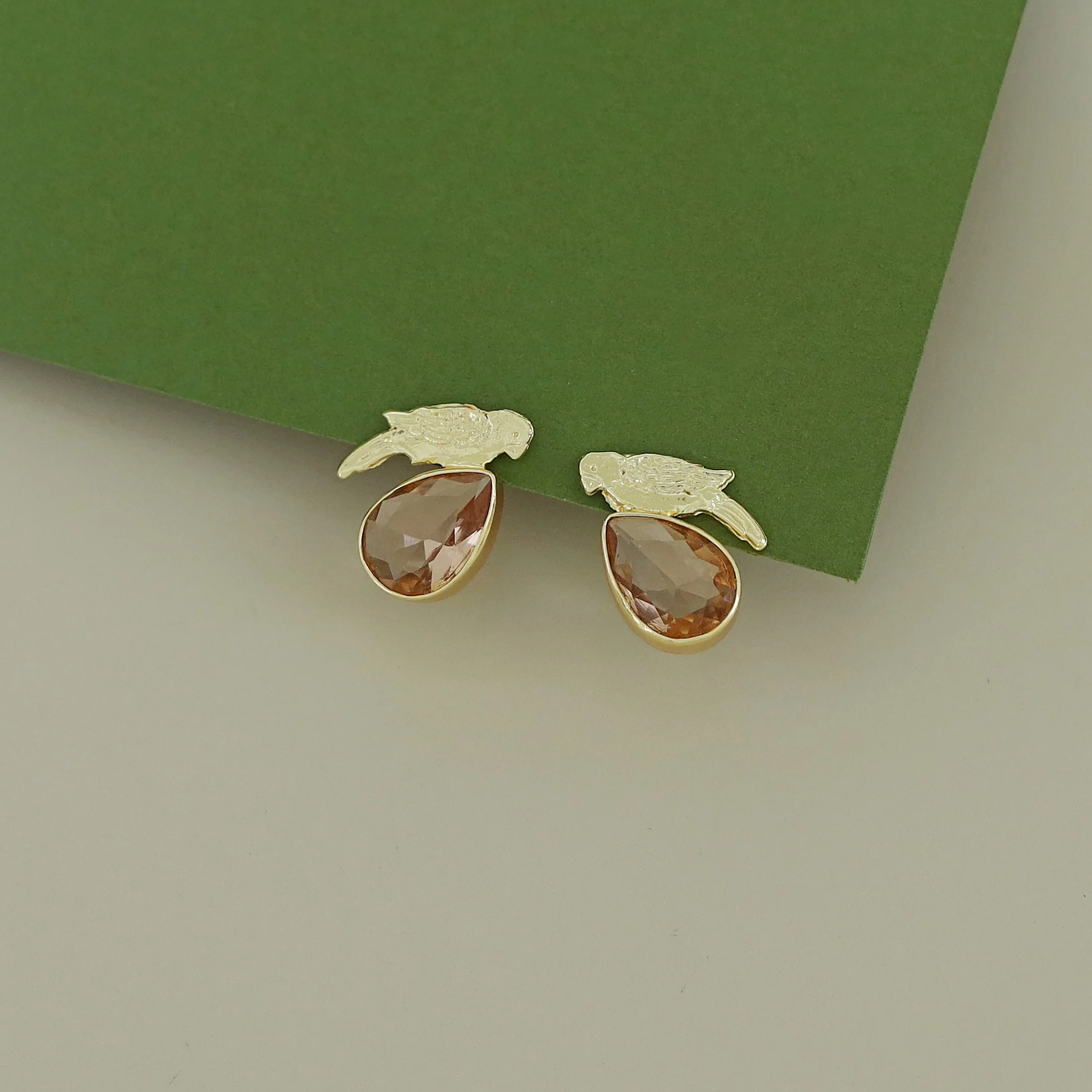 Lorna Glossy Drop Bird Earring - Image 4