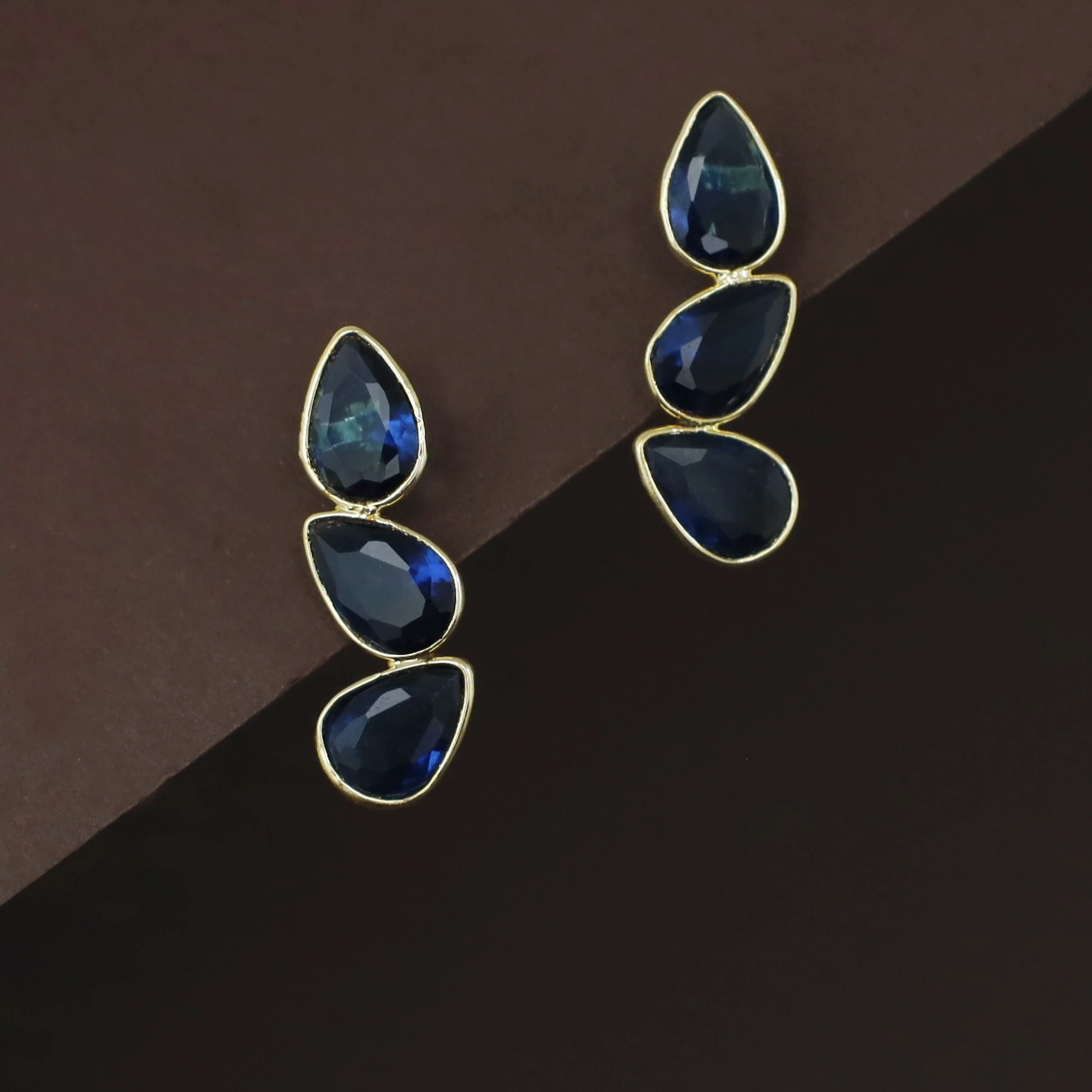 Louise Mini Tri Drop Glossy Rooster Earring - Image 4