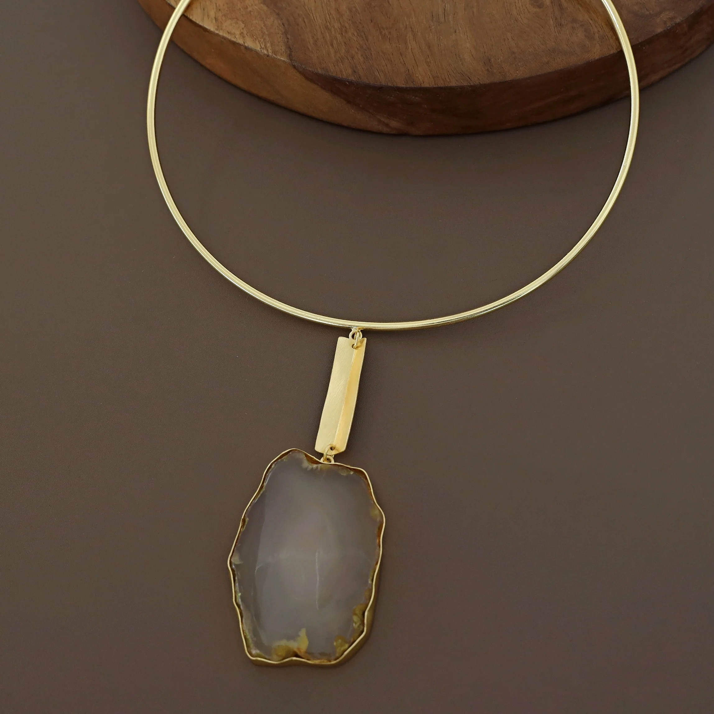 Lovica Golden Agate Stone Neck Cuff - Image 11