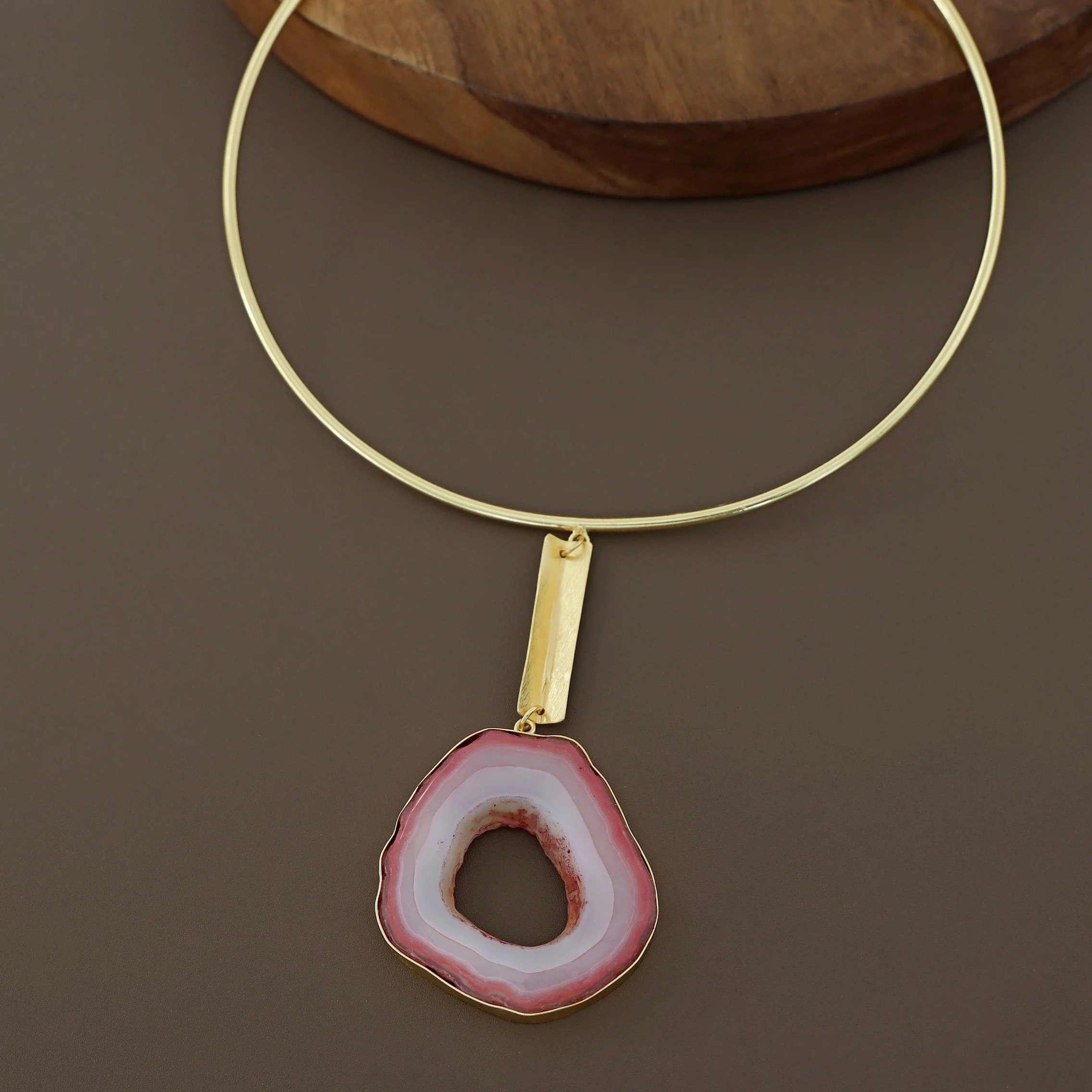 Lovica Golden Agate Stone Neck Cuff - Image 13