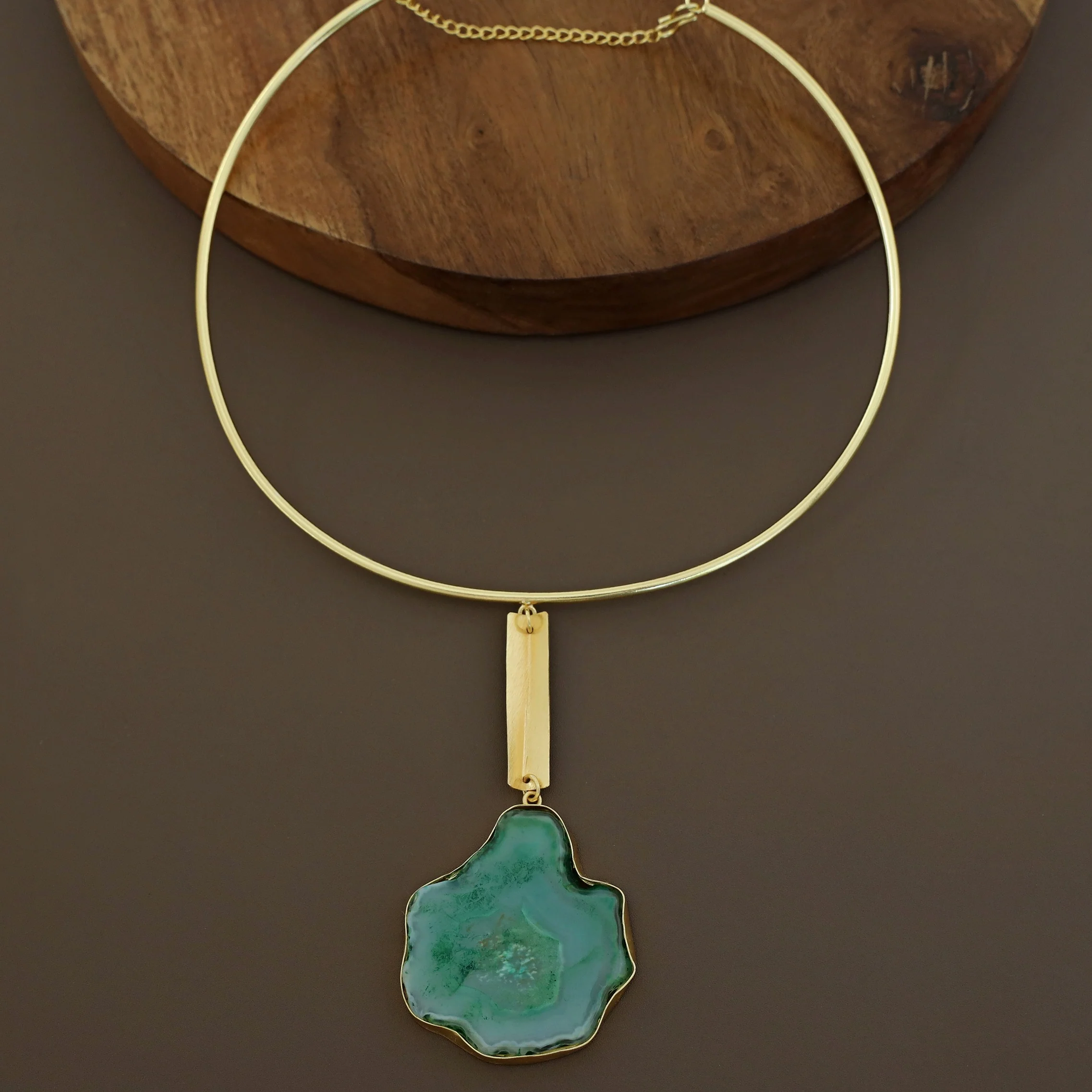 Lovica Golden Agate Stone Neck Cuff - Image 18