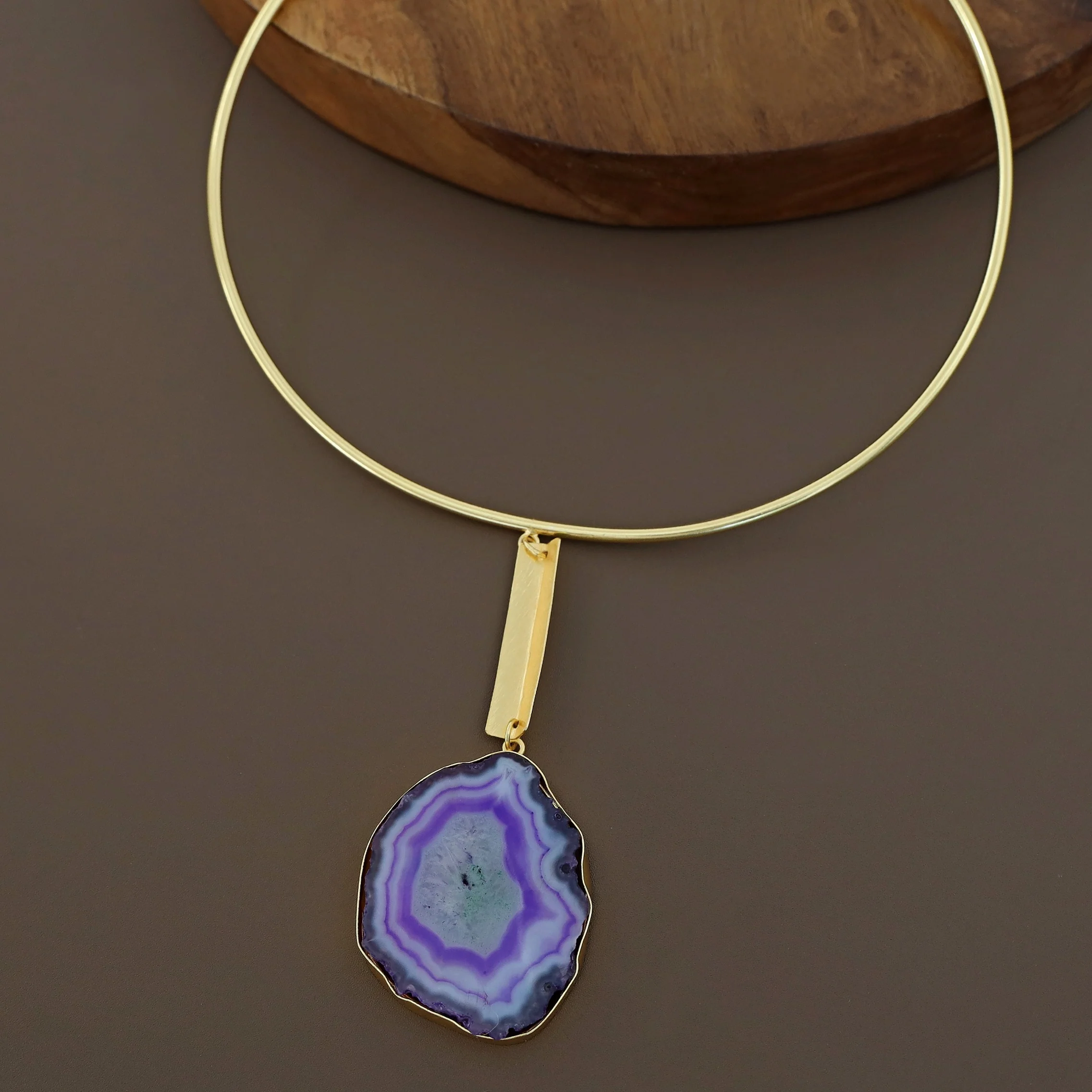 Lovica Golden Agate Stone Neck Cuff - Image 6