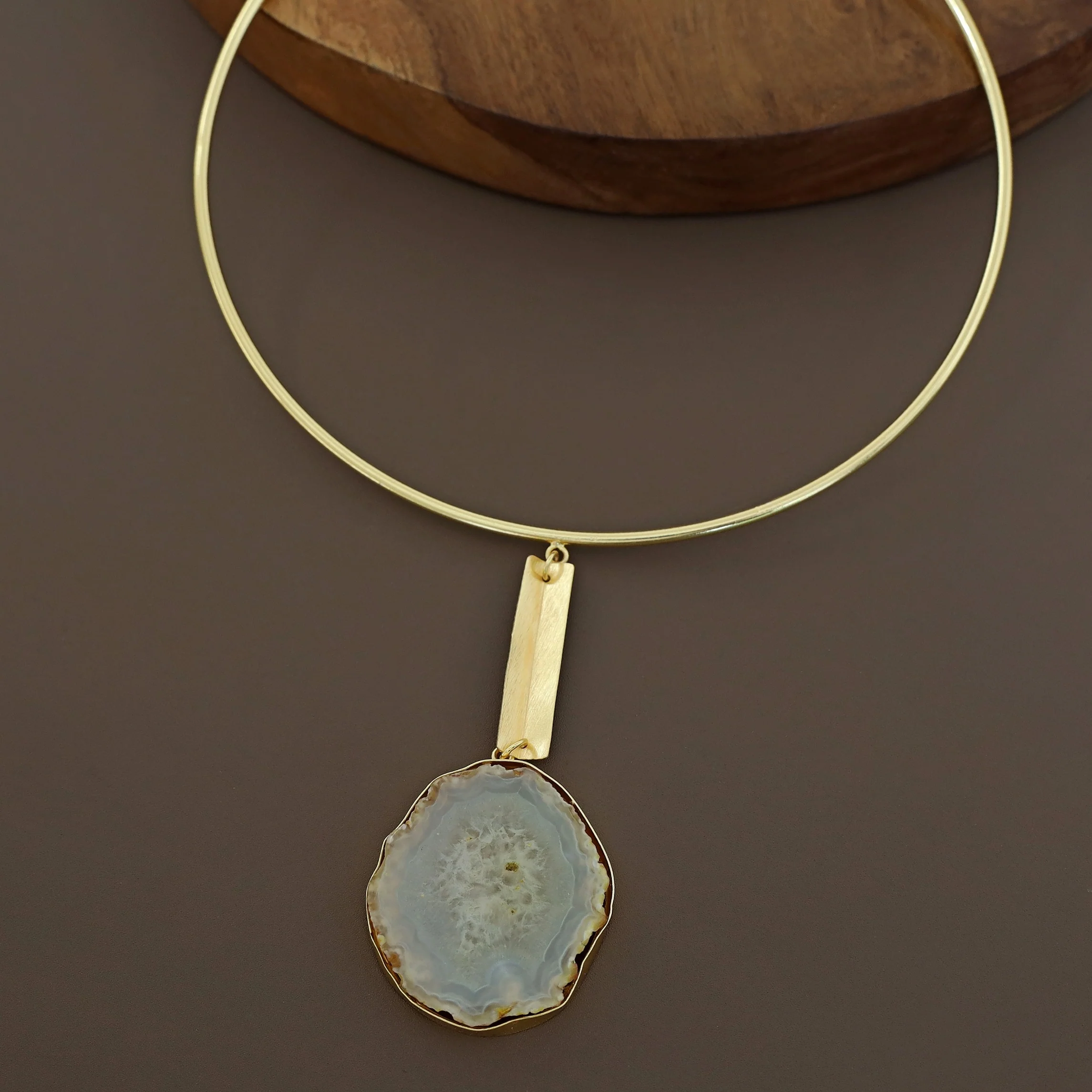 Lovica Golden Agate Stone Neck Cuff - Image 7