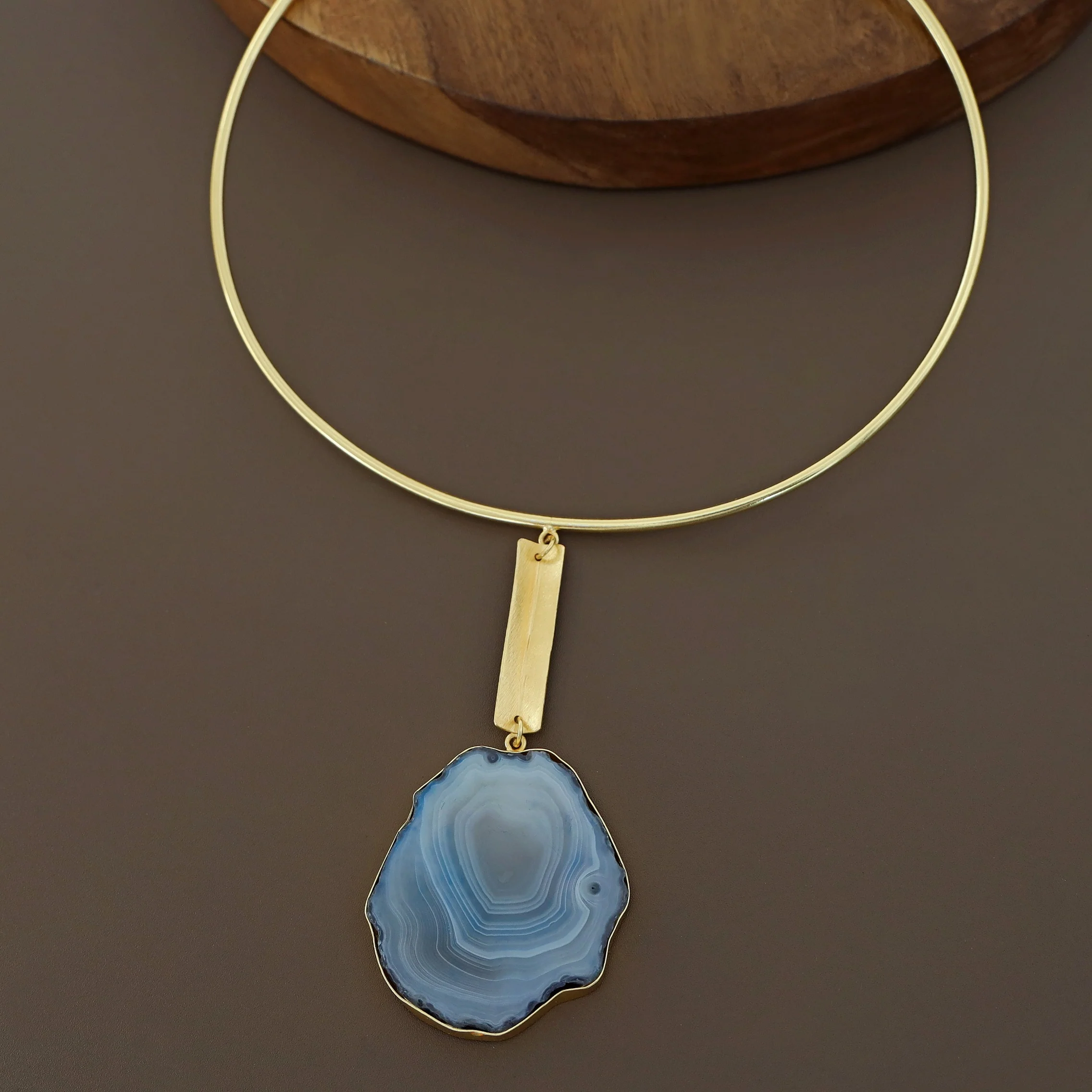 Lovica Golden Agate Stone Neck Cuff - Image 8