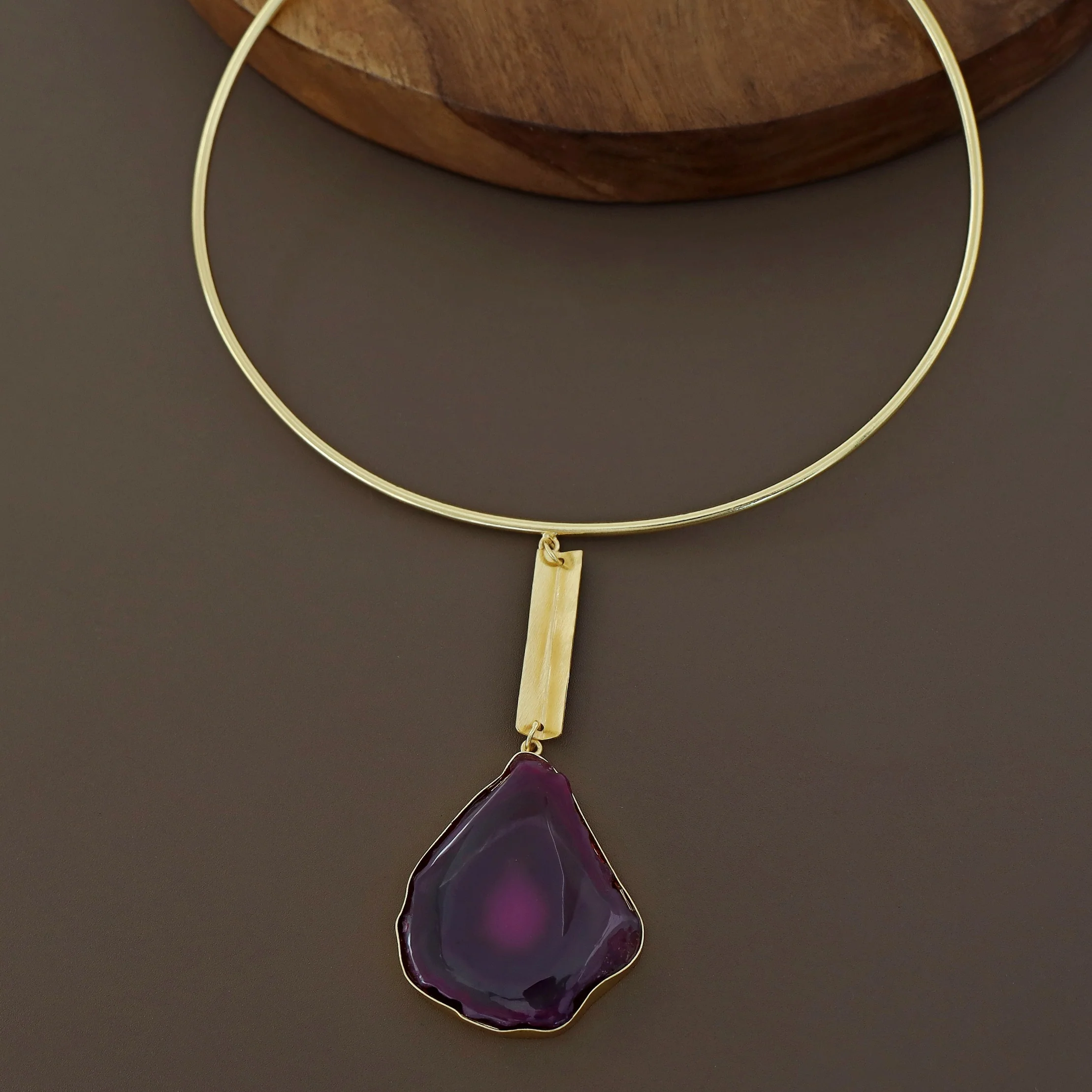 Lovica Golden Agate Stone Neck Cuff - Image 9