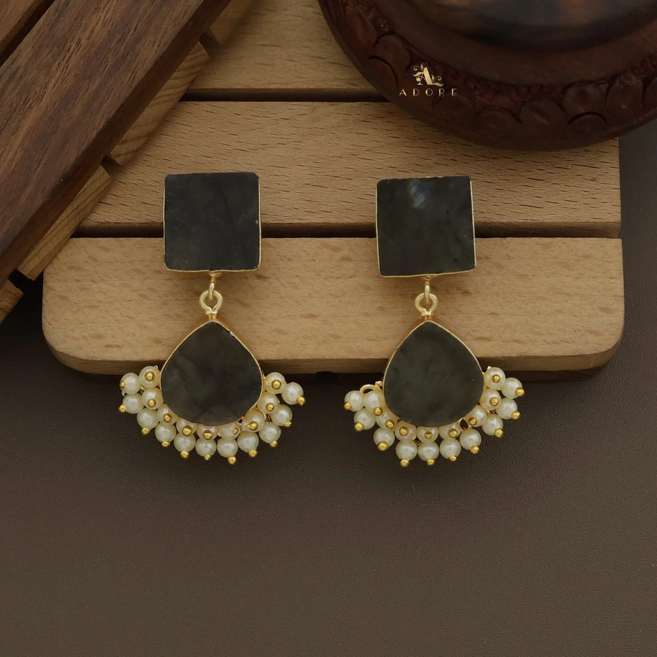 Lowena Raw Stone Cluster Pearl Earring - Image 8