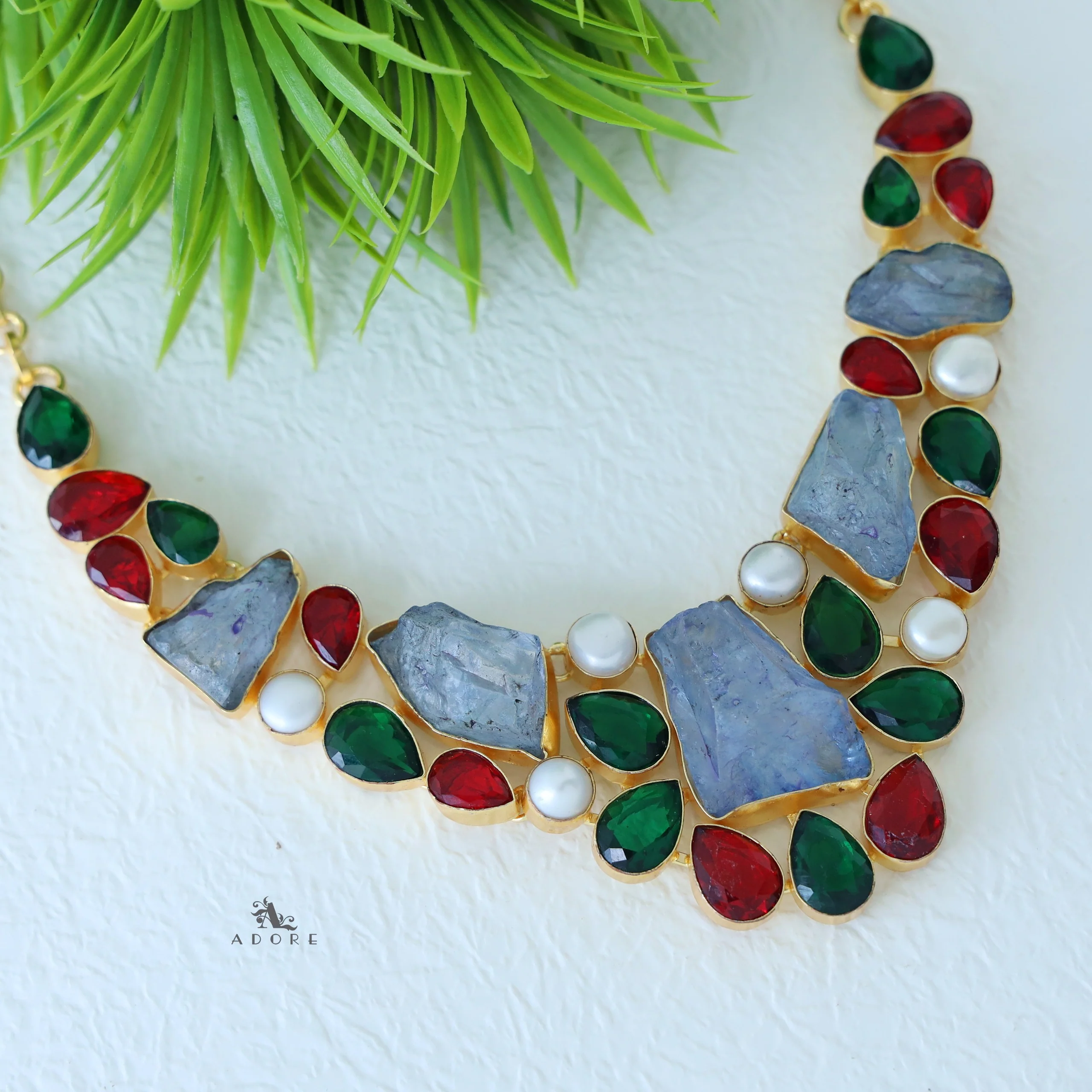 Lucy Neckpiece - Image 3