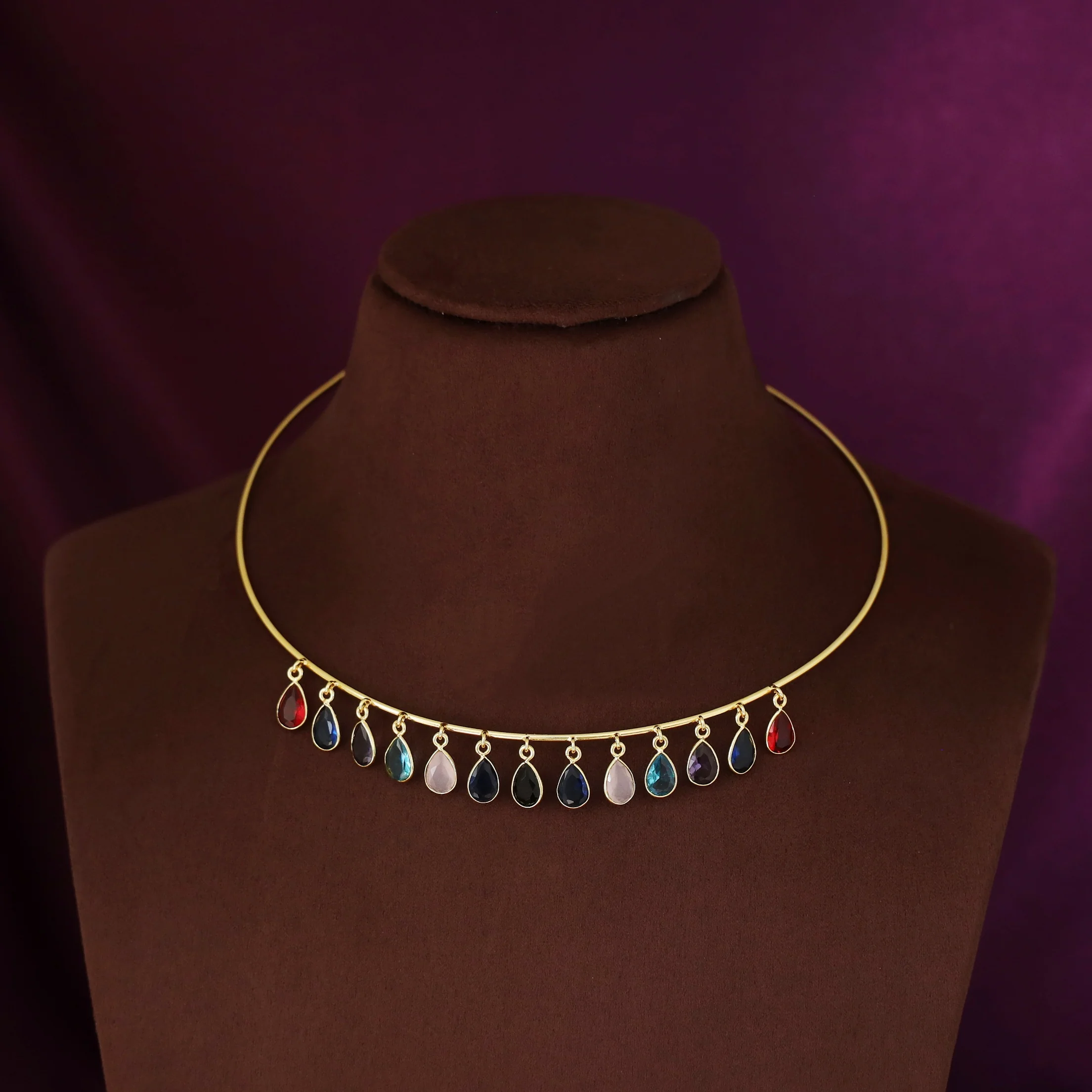 Lyanna Golden Drop Glossy Stone Neck Cuff - Image 10