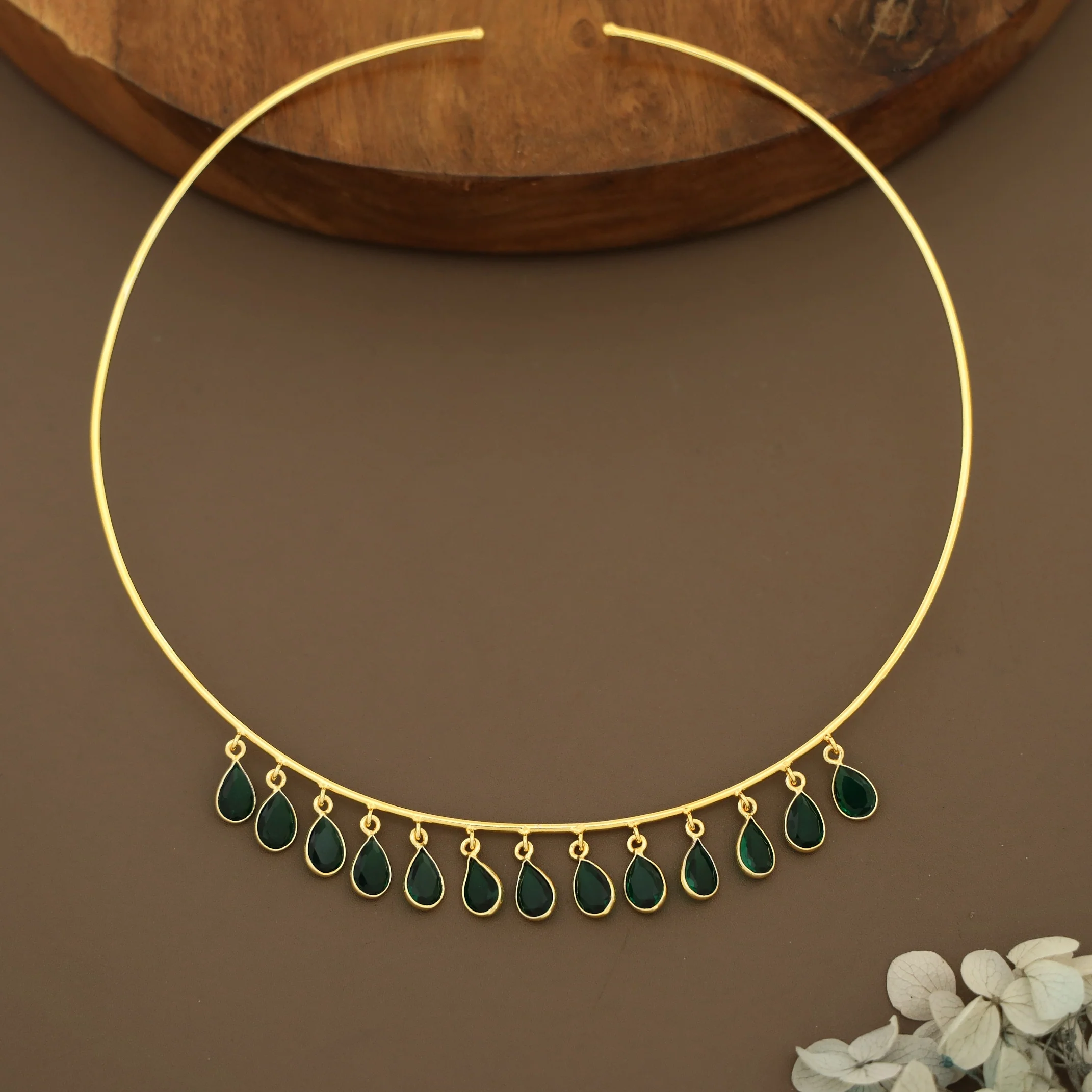 Lyanna Golden Drop Glossy Stone Neck Cuff - Image 2