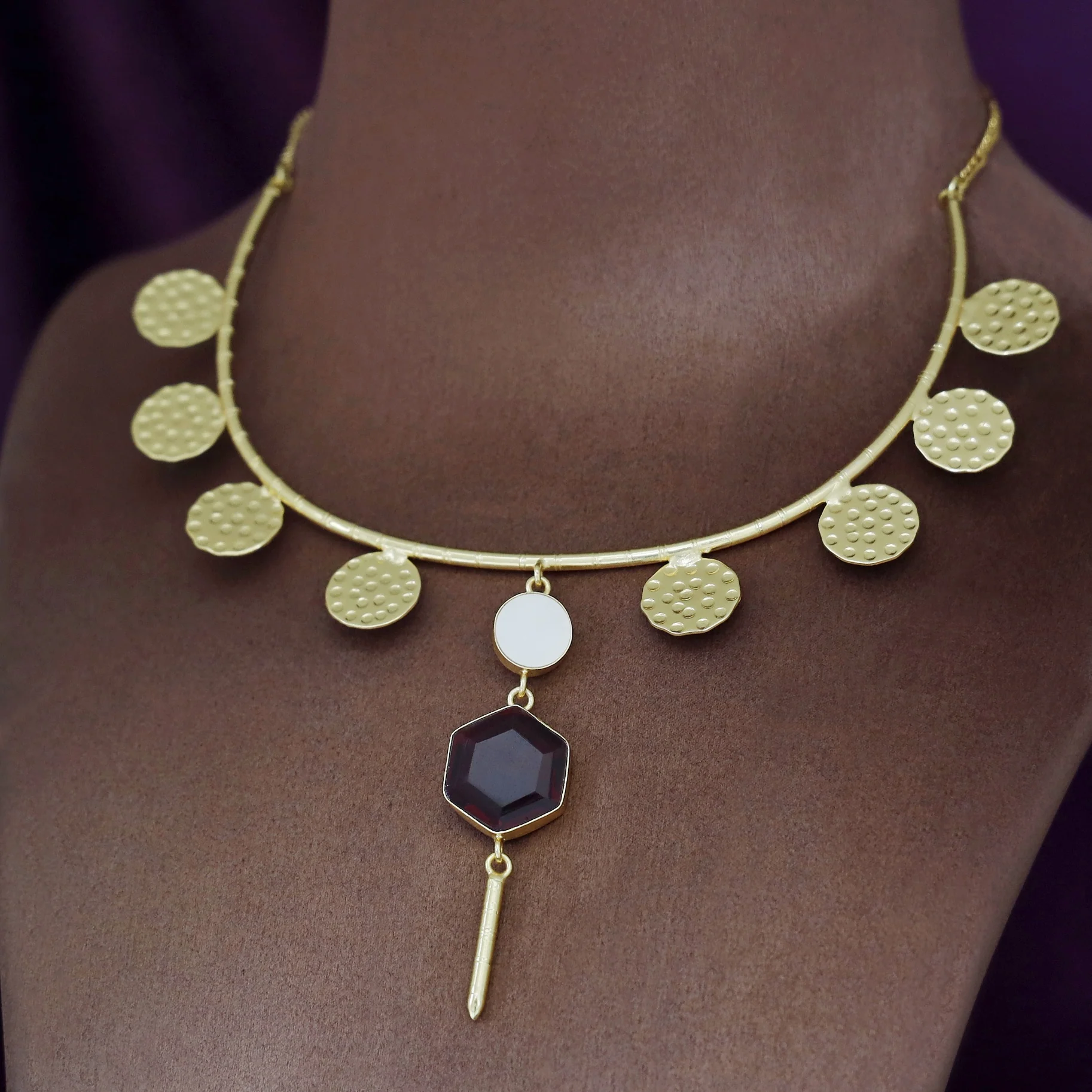 Lyla Golden Circle MOP + Glossy Neck Cuff - Image 2
