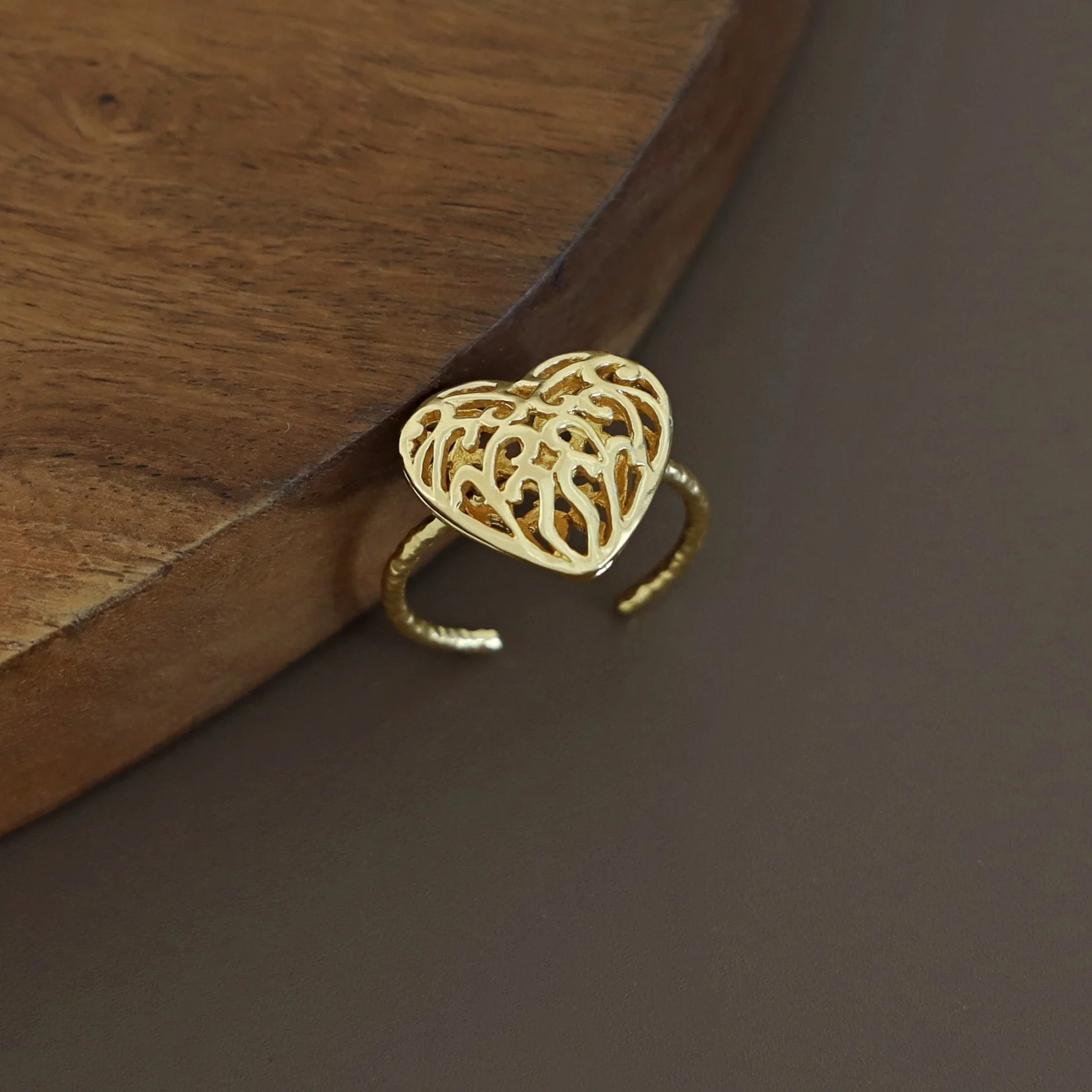 Lyla Golden Textured Heart Ring - Image 4