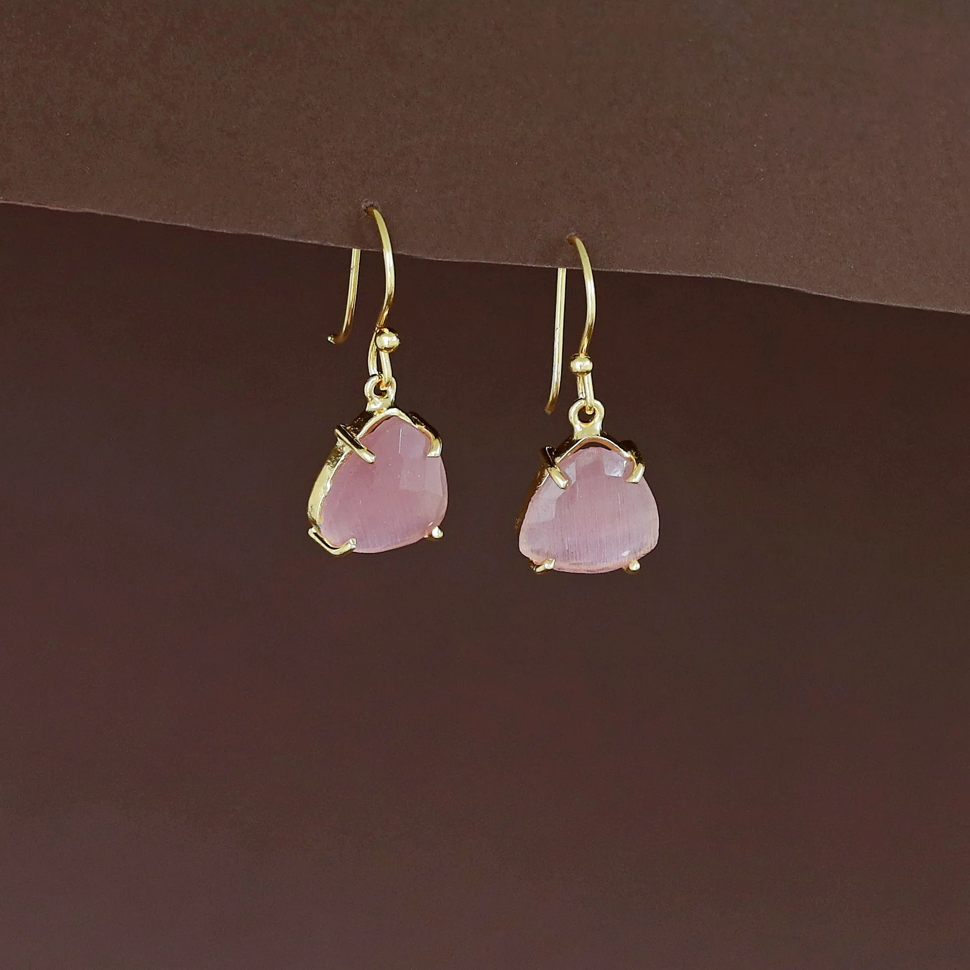 Lyra Curvy Triangle Claw Drop - Image 21