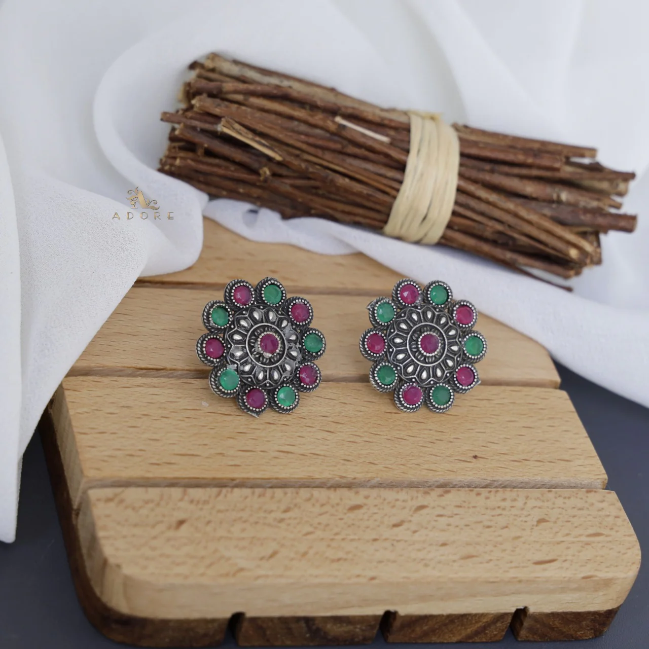 Mably Flower Stud - Image 4