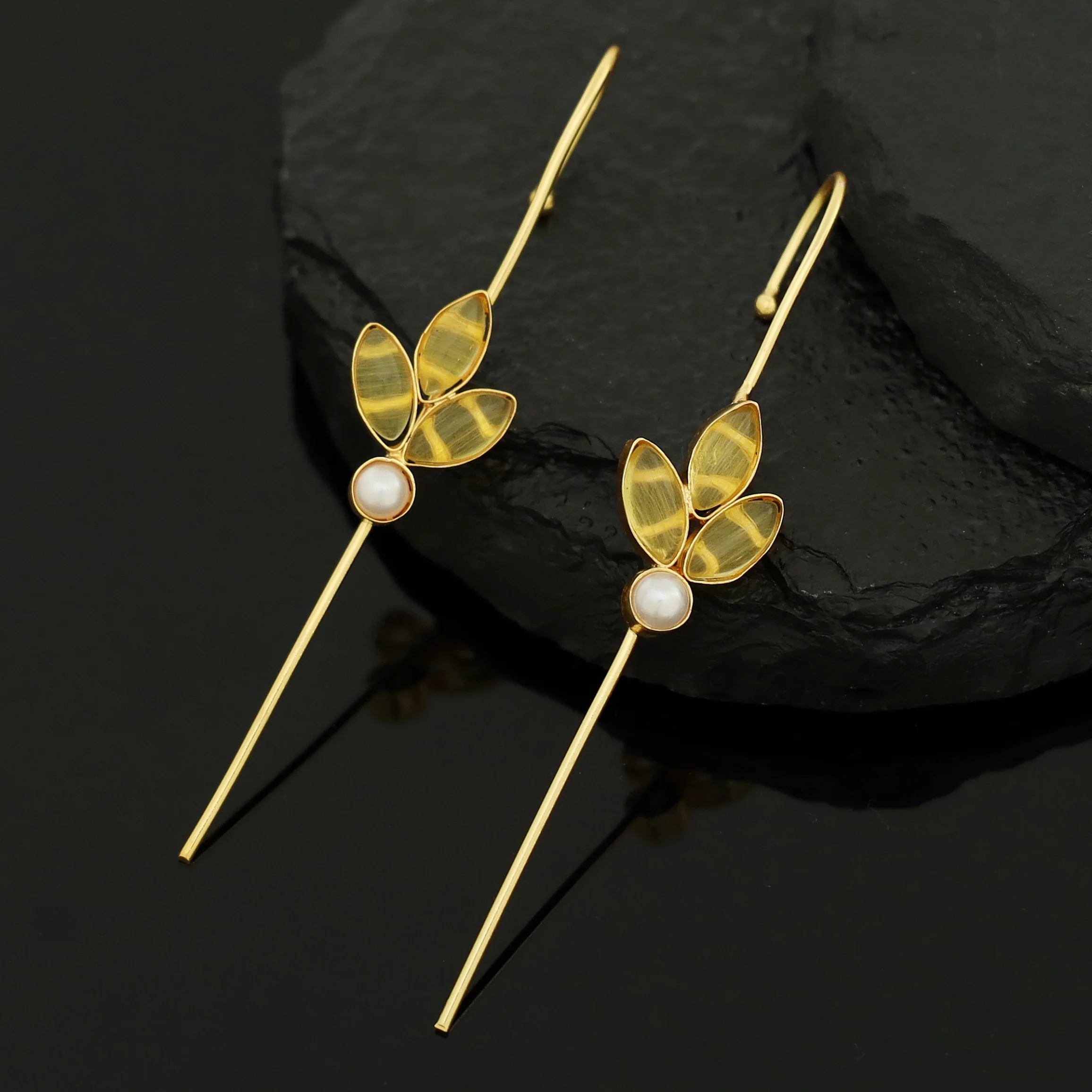Madhukasa Tri Leaf Pearl Ear-Cuff (Set Of 2) - Image 12