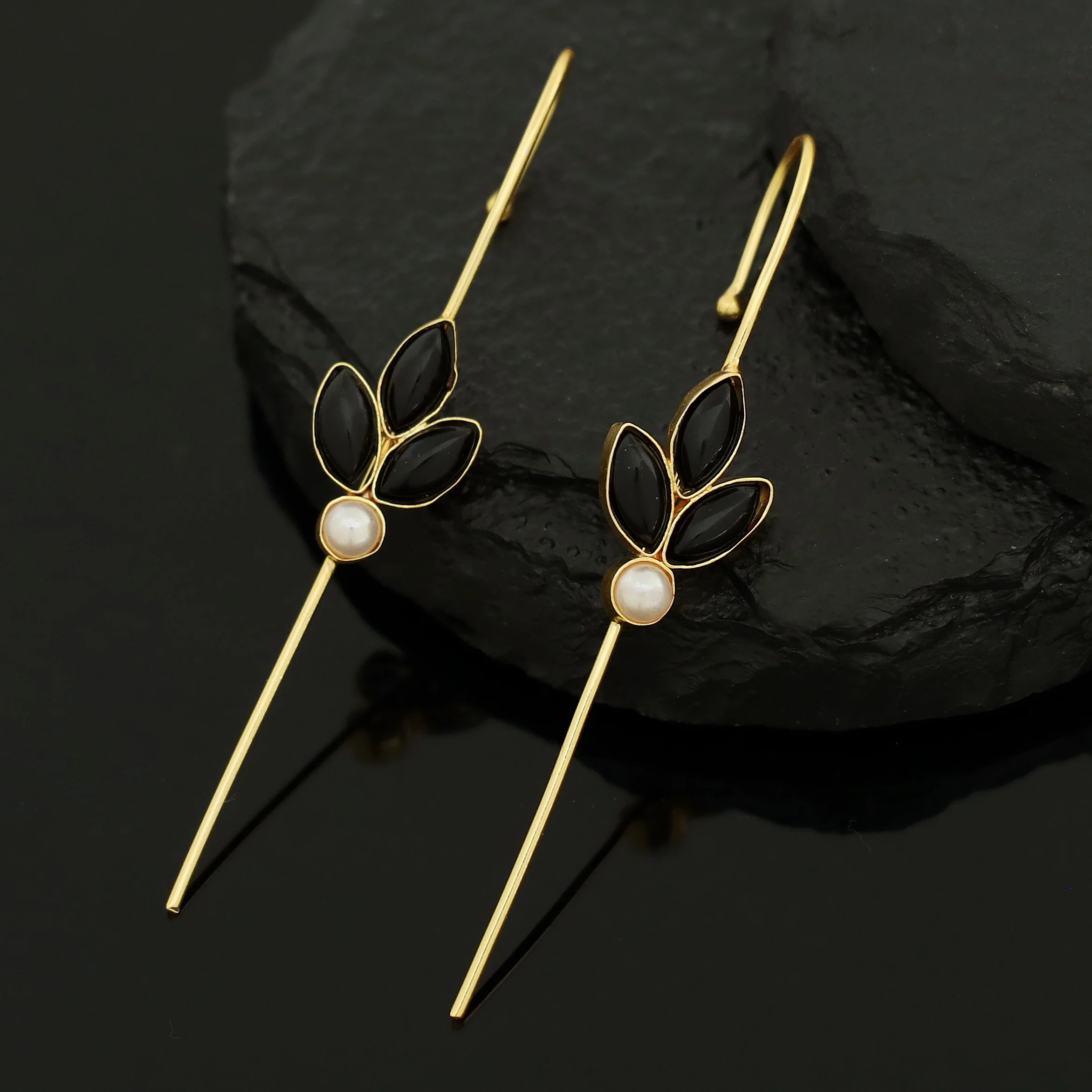 Madhukasa Tri Leaf Pearl Ear-Cuff (Set Of 2) - Image 14