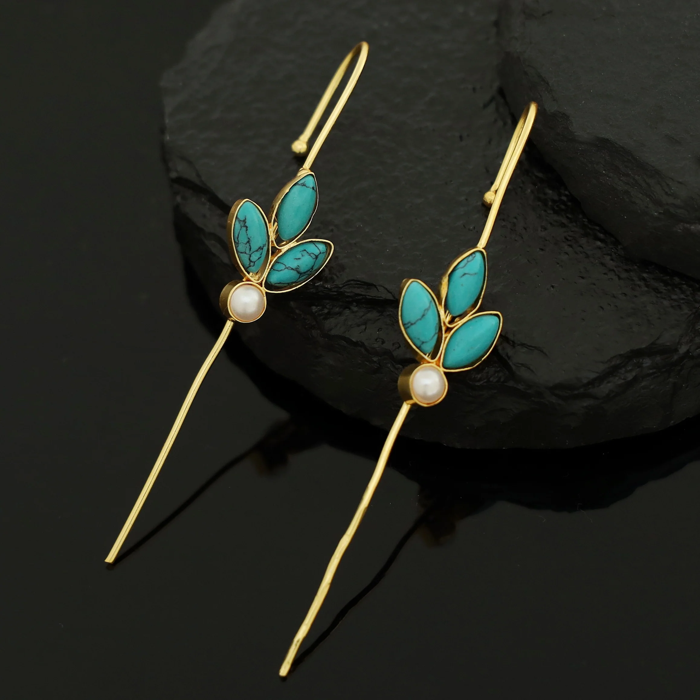 Madhukasa Tri Leaf Pearl Ear-Cuff (Set Of 2) - Image 15