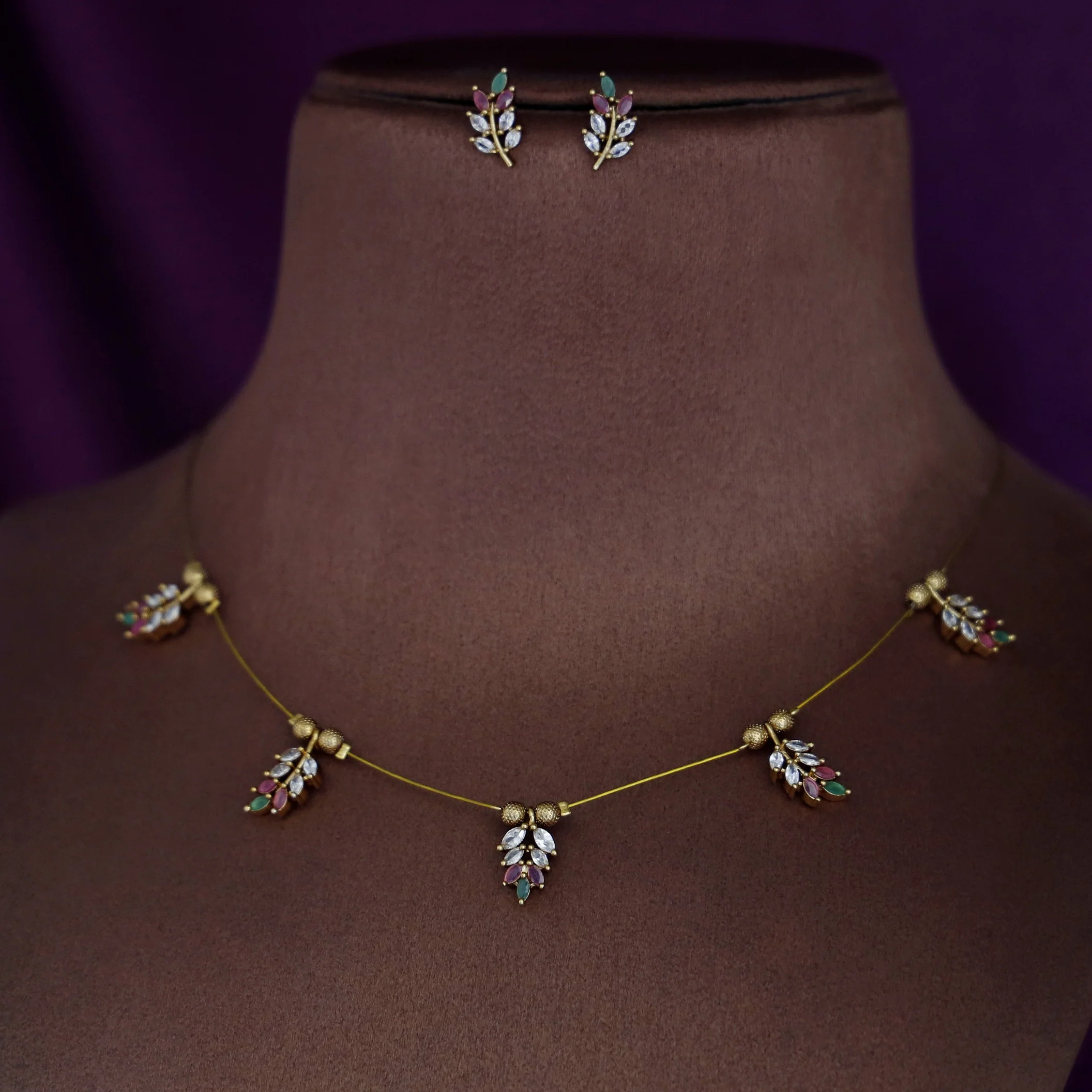 Madhusmita String Neckpiece With Earring - Image 5