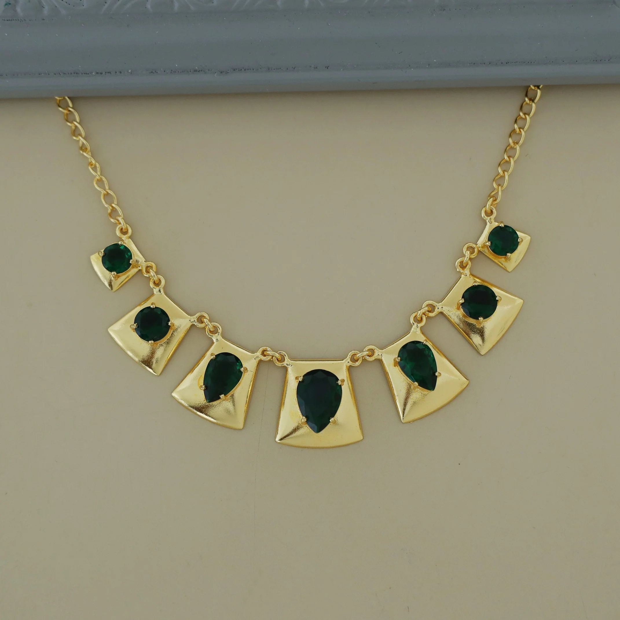 Madrigal Golden Glossy Neckpiece - Image 2