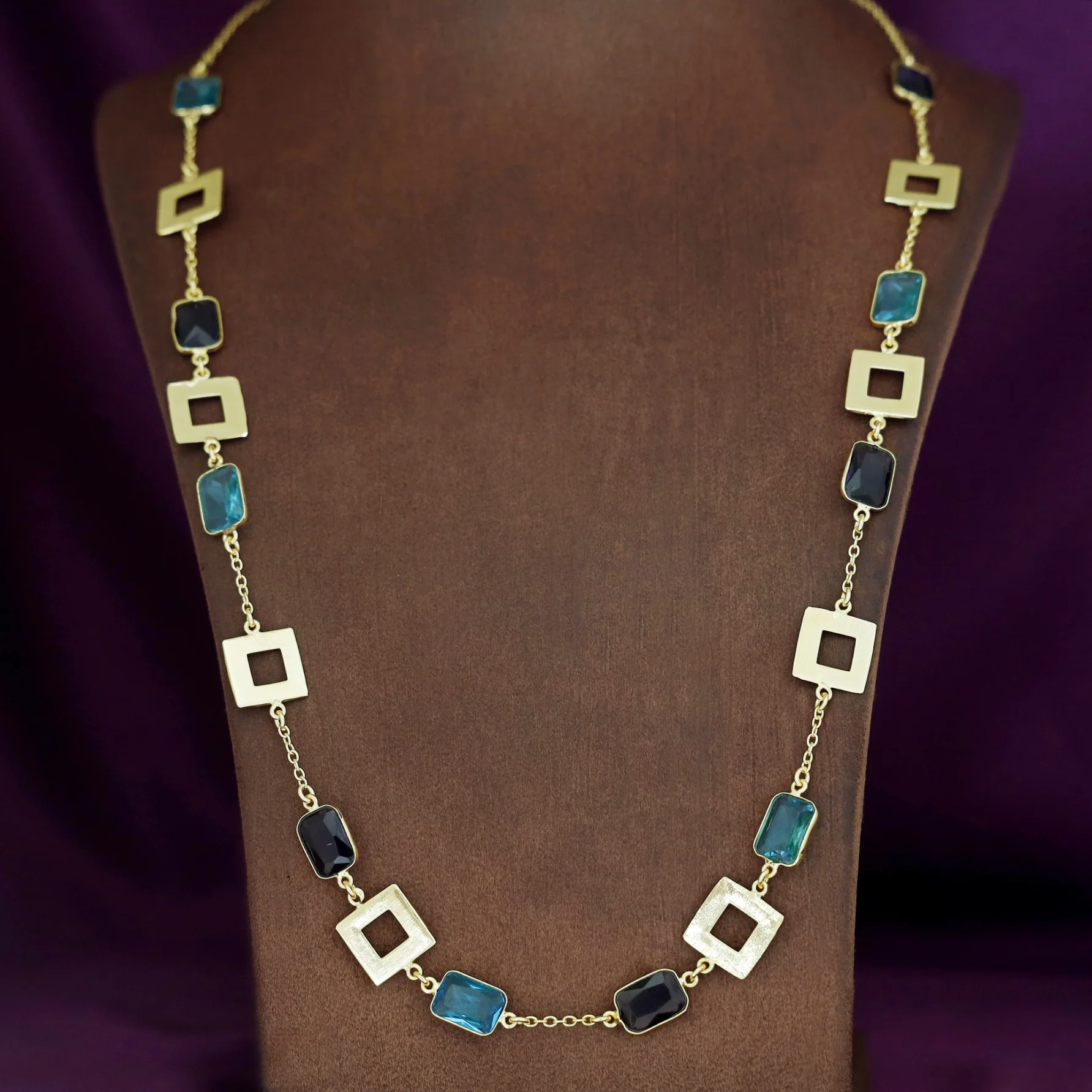 Melena Glossy Rectangle Long Neckpiece - Image 7