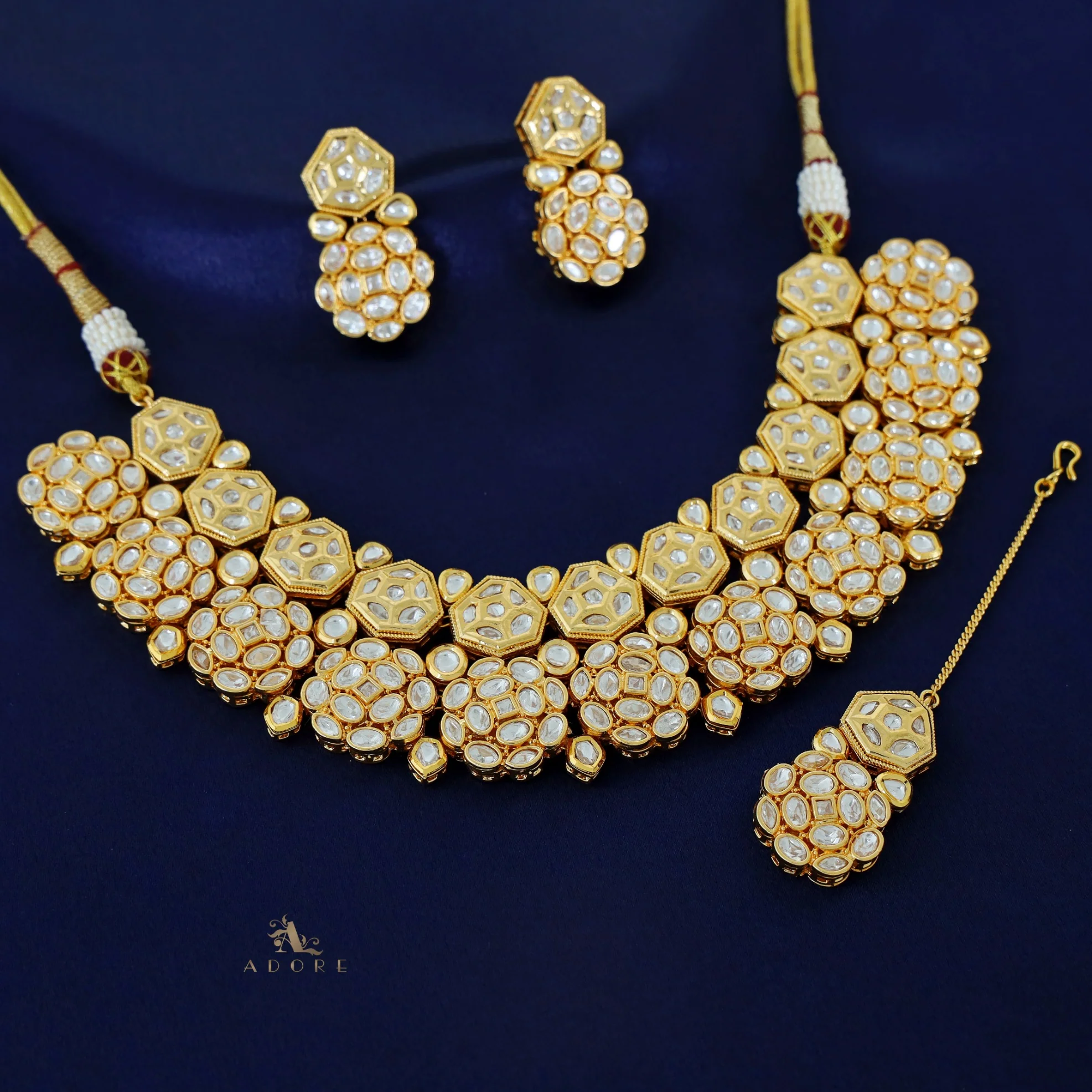 Premium Magdalen Kundan Neckpiece With Earring + TIkka - Image 3