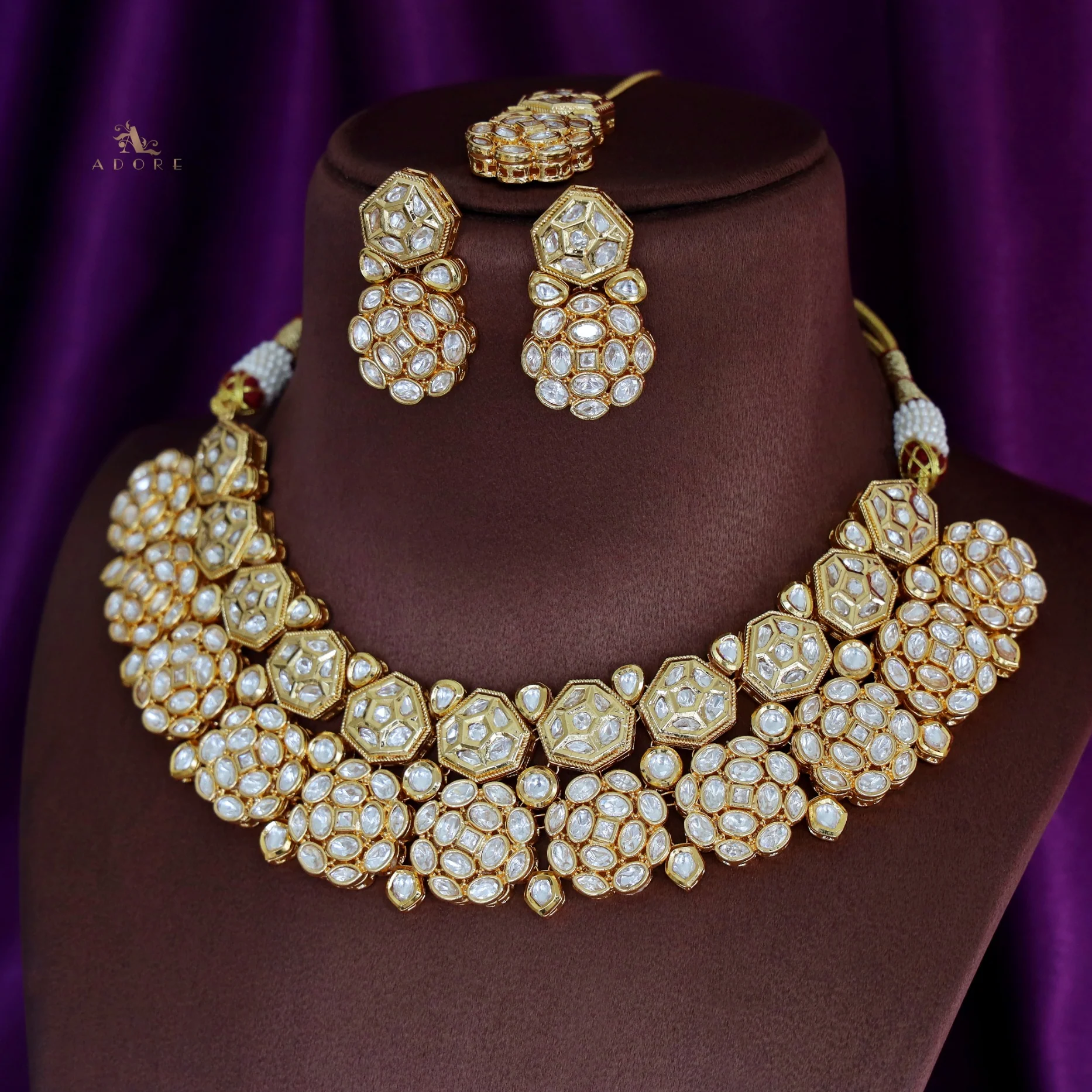 Premium Magdalen Kundan Neckpiece With Earring + TIkka - Image 7