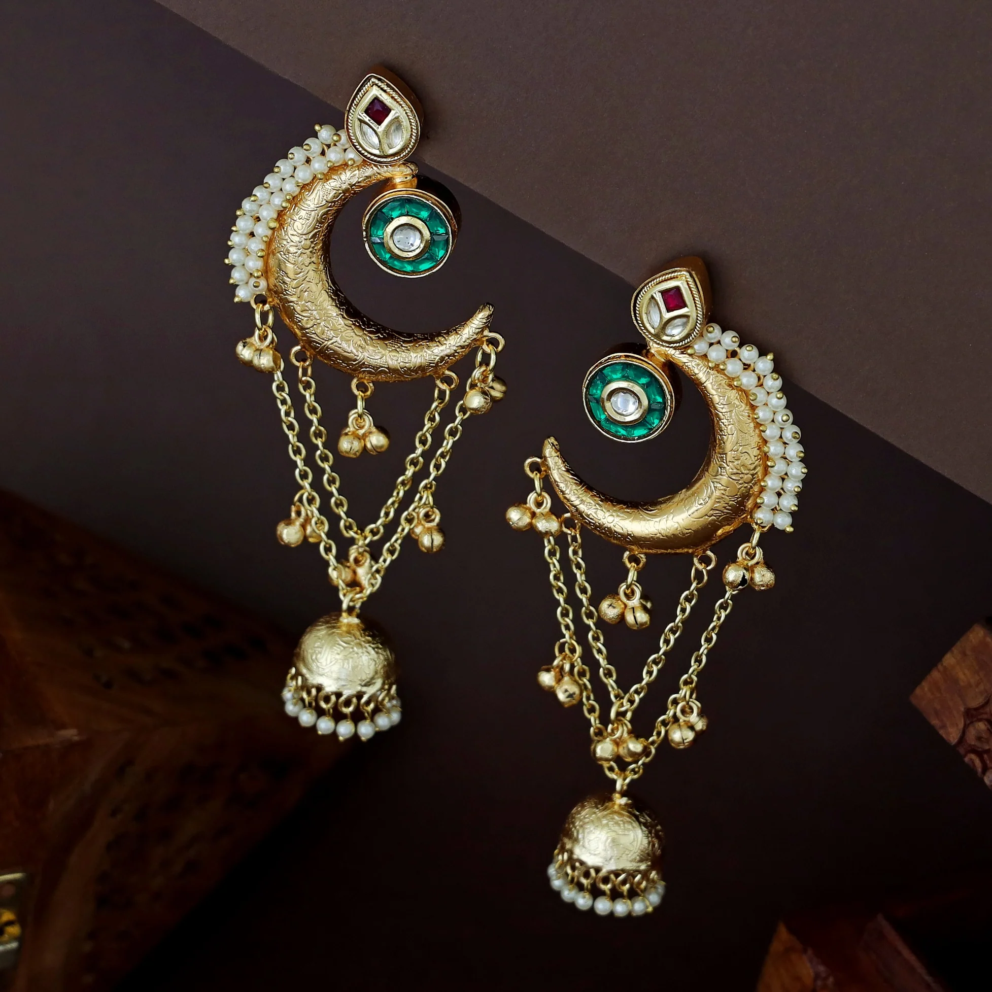 Manaswini Half Moon Kundan Ghunguroo Kashmiri Earring - Image 5
