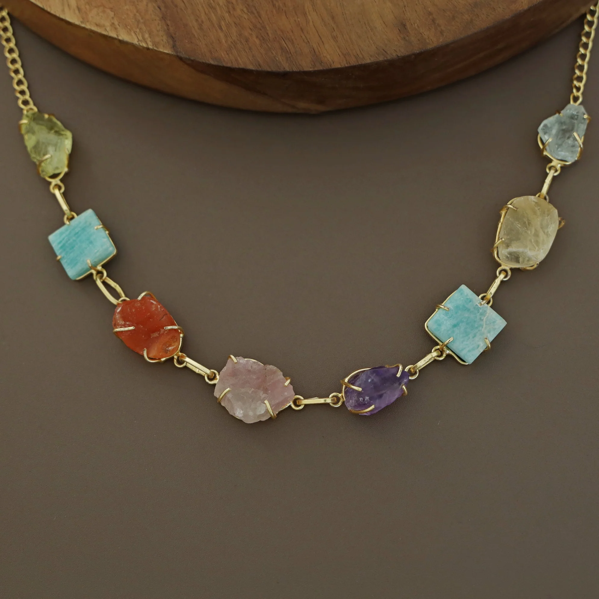 Manicakkan Claw Choker - Image 3