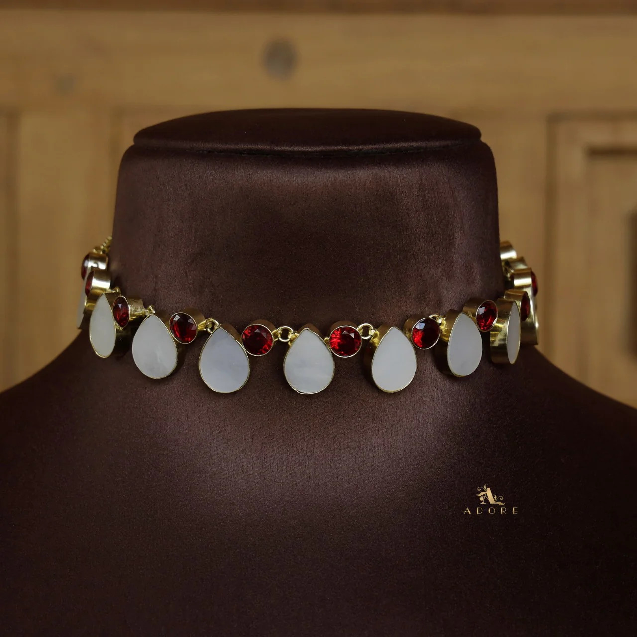 Manvira MOP Choker / Short Neckpiece - Image 3