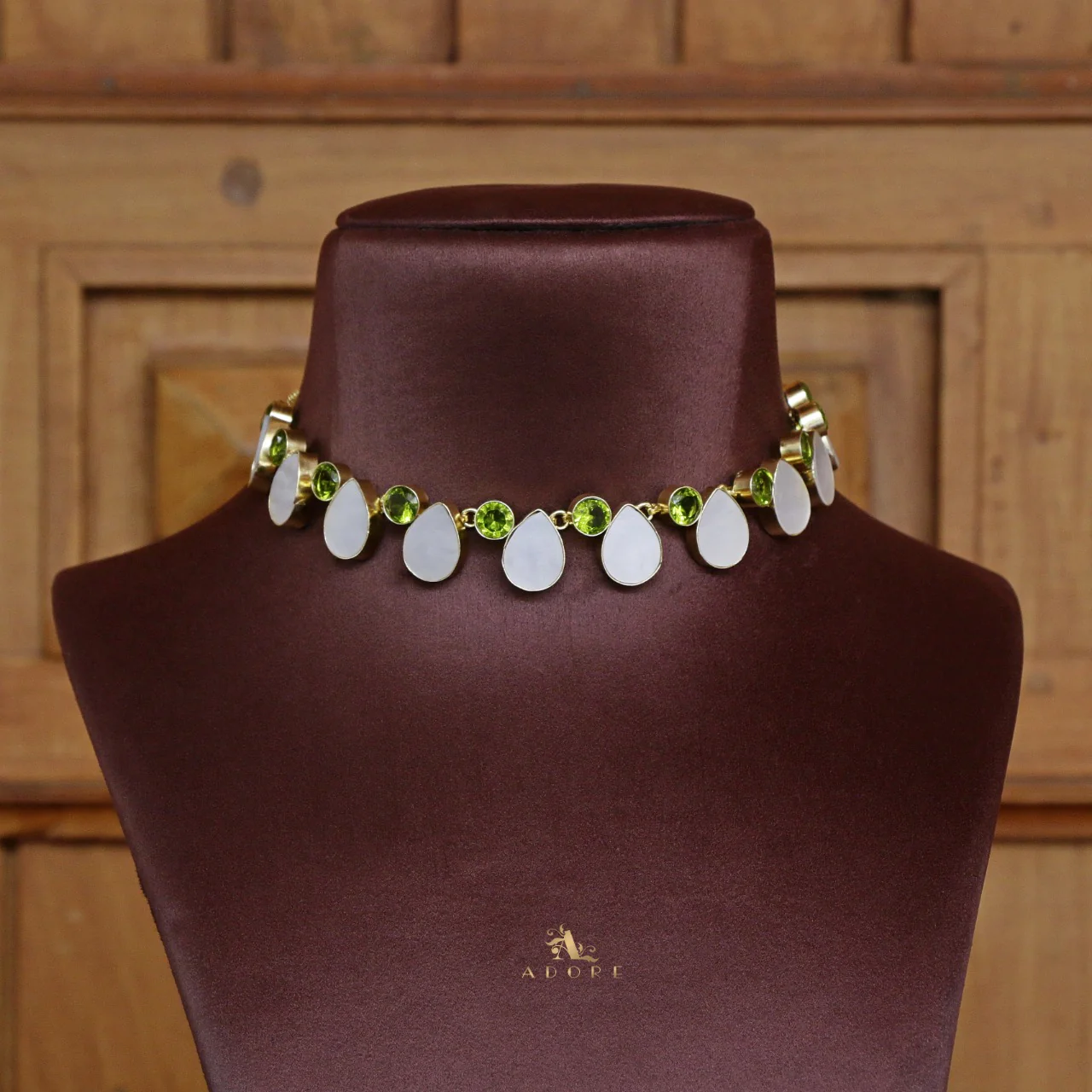 Manvira MOP Choker / Short Neckpiece - Image 4