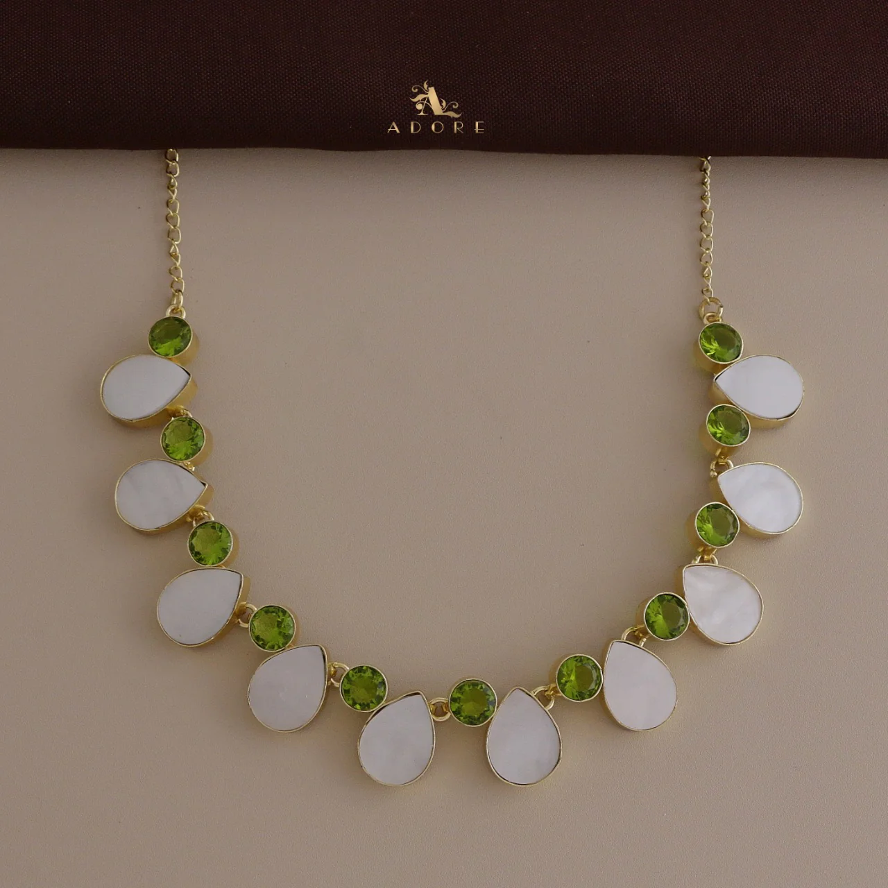 Manvira MOP Choker / Short Neckpiece - Image 7