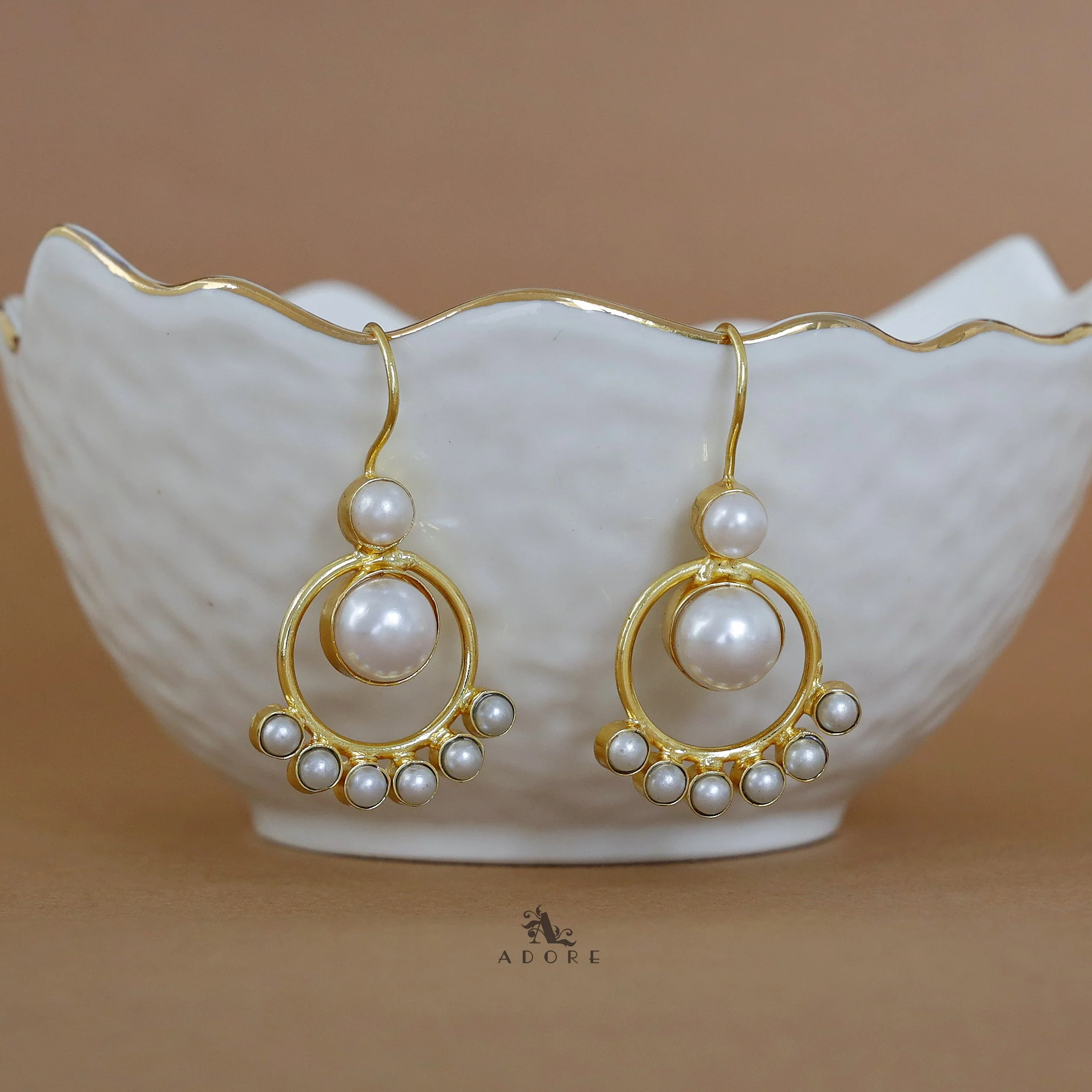 Mariam Glossy Circle Drop - Image 9