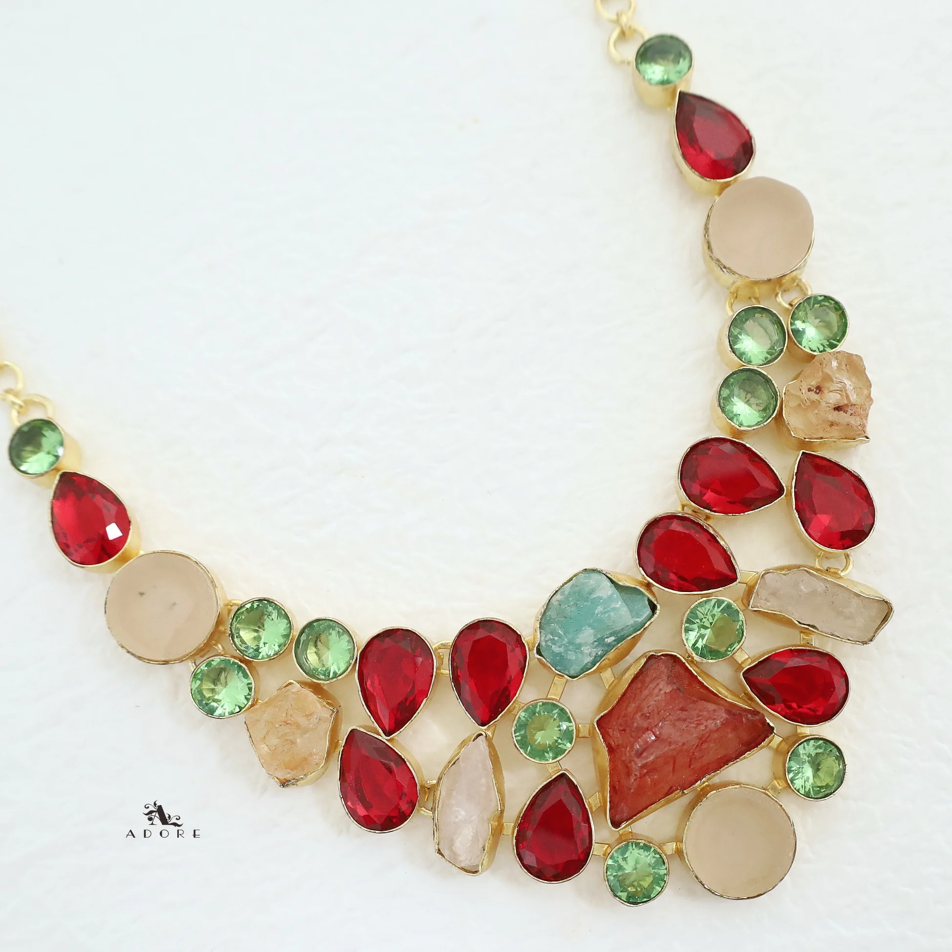 Maribel Neckpiece - Image 3