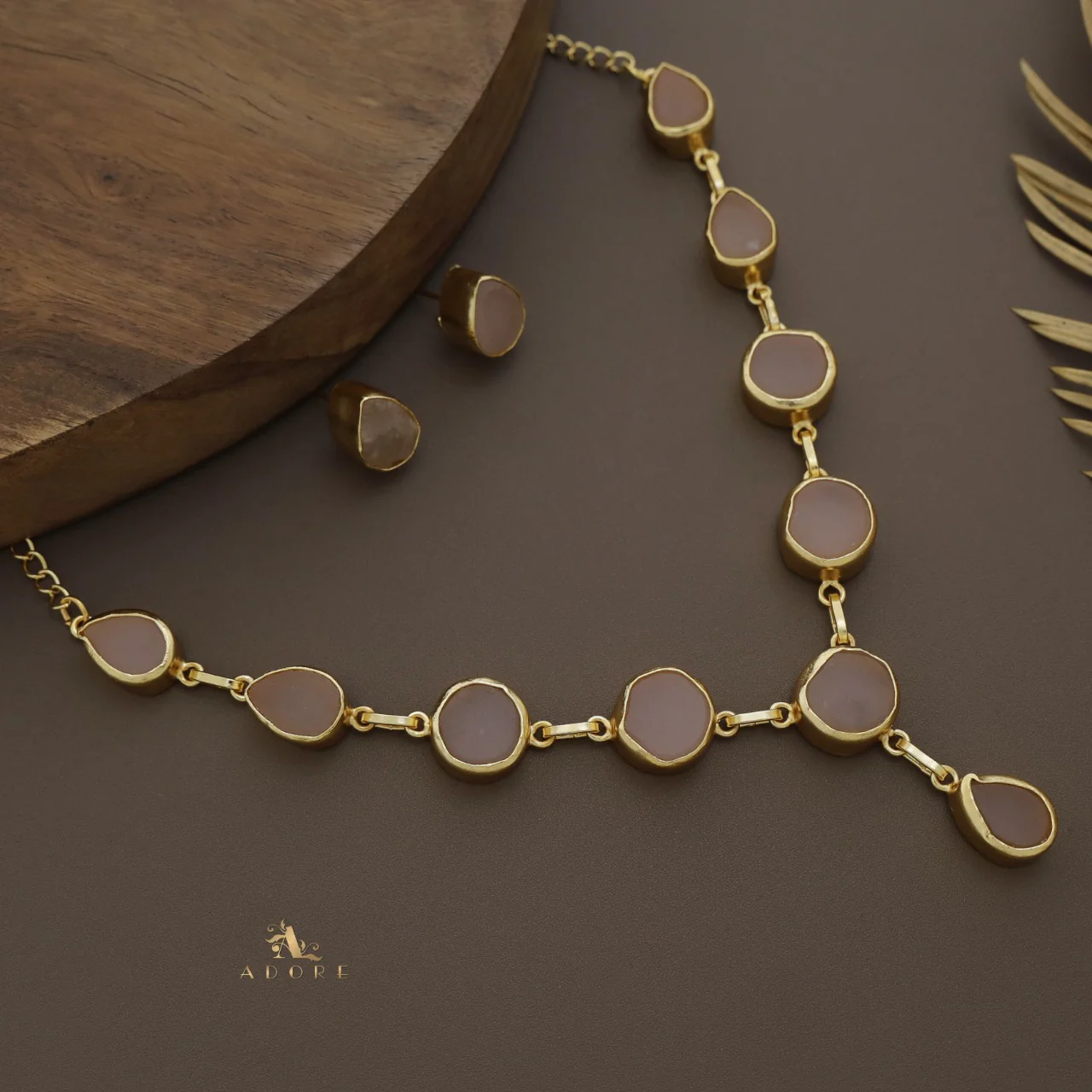 Marleigh Raw Stone Neckpiece With Stud - Image 10