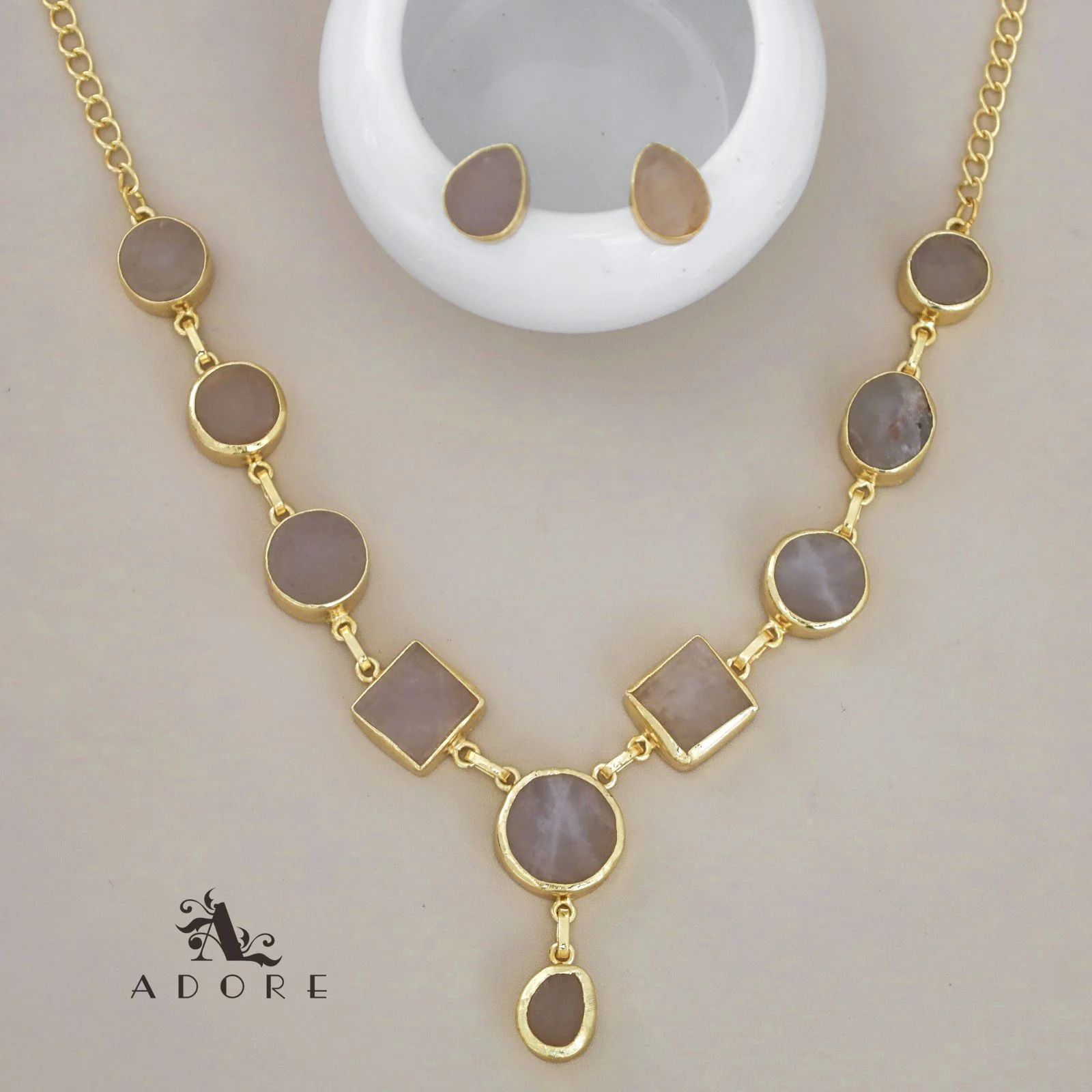 Marleigh Raw Stone Neckpiece With Stud - Image 23