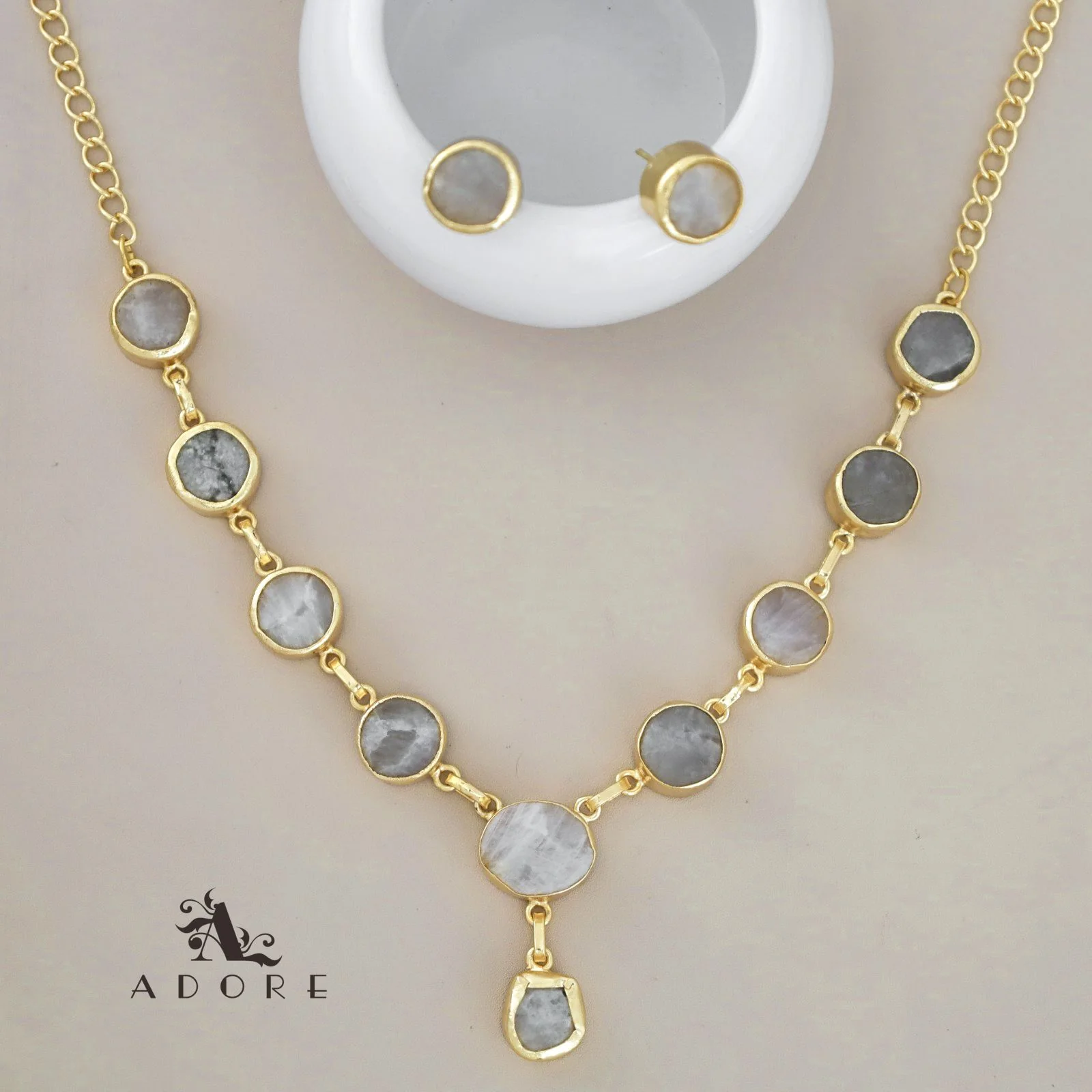 Marleigh Raw Stone Neckpiece With Stud - Image 26