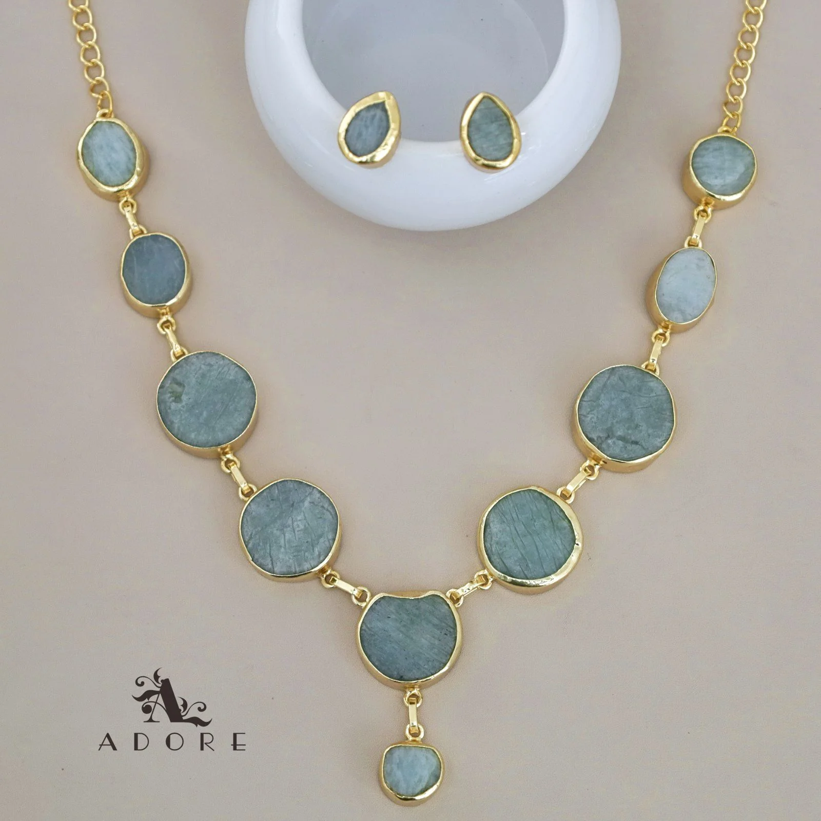 Marleigh Raw Stone Neckpiece With Stud - Image 27