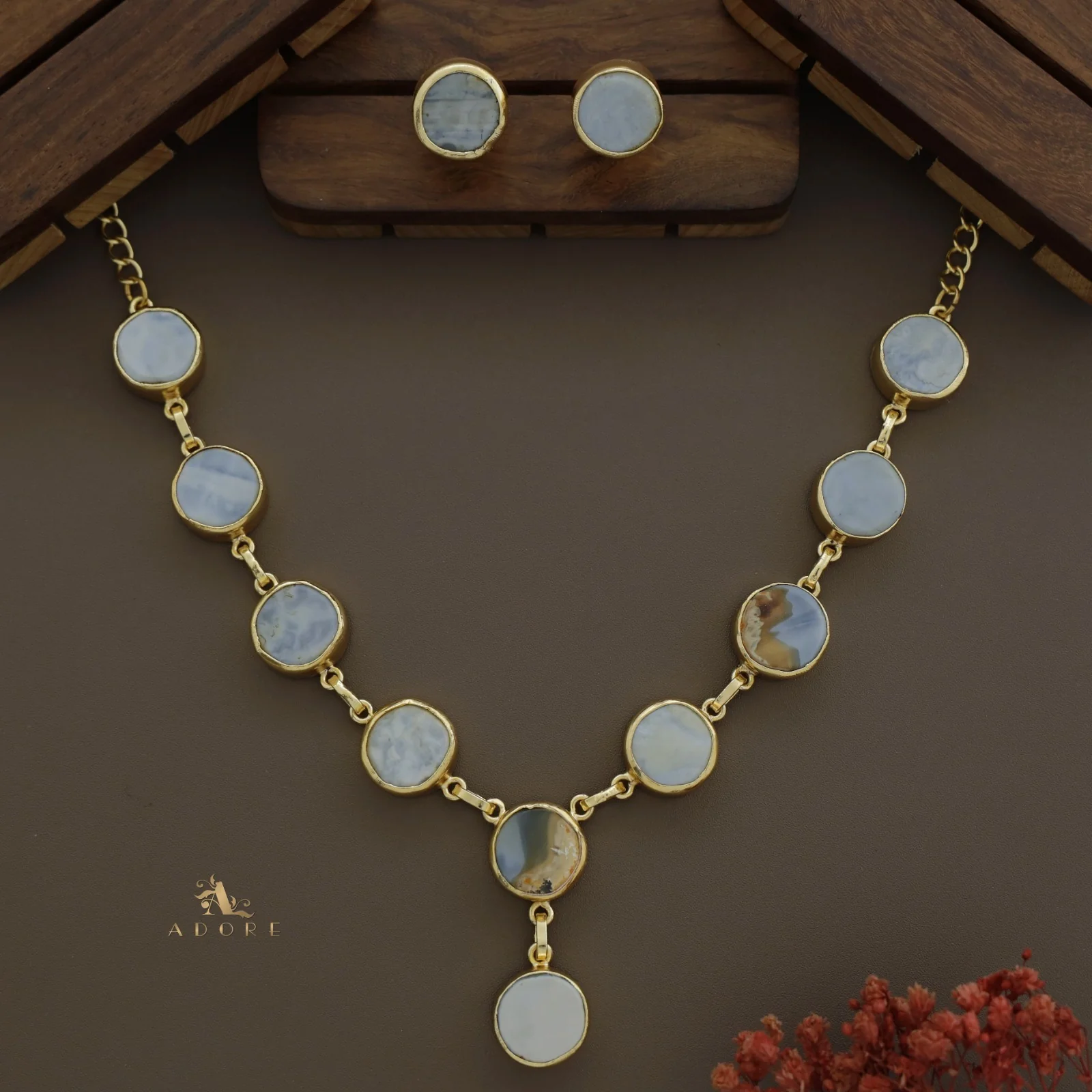 Marleigh Raw Stone Neckpiece With Stud - Image 28
