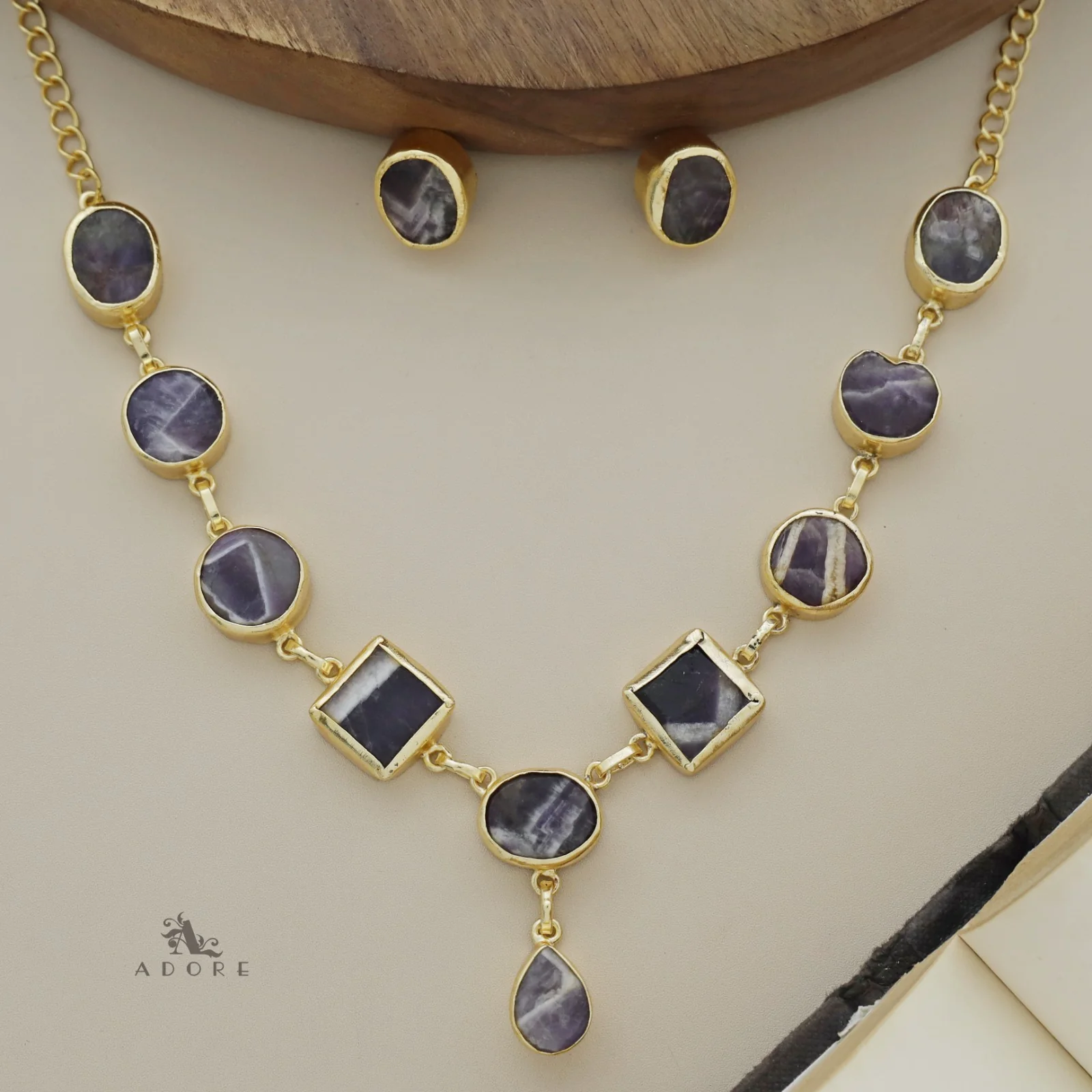 Marleigh Raw Stone Neckpiece With Stud - Image 29