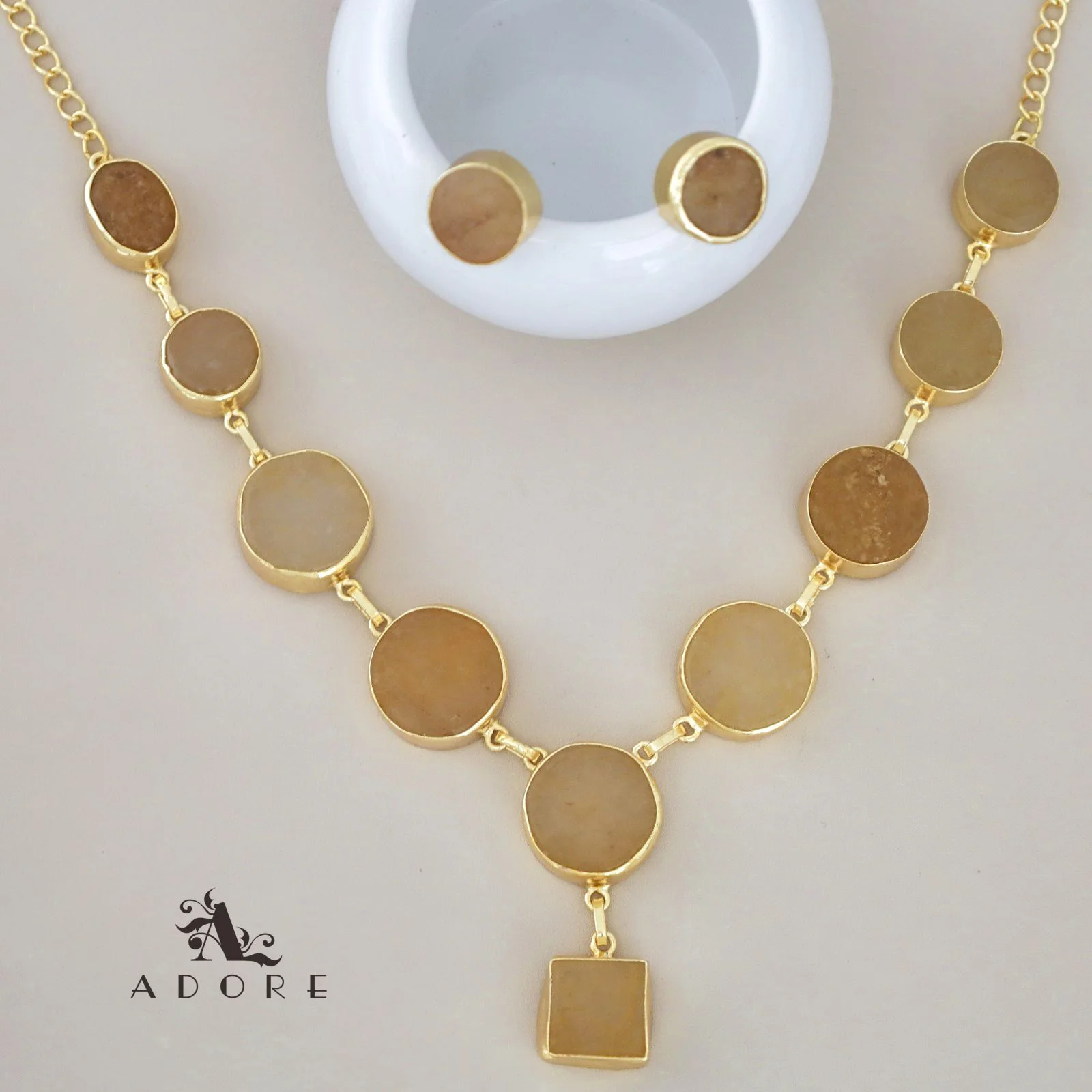 Marleigh Raw Stone Neckpiece With Stud - Image 3