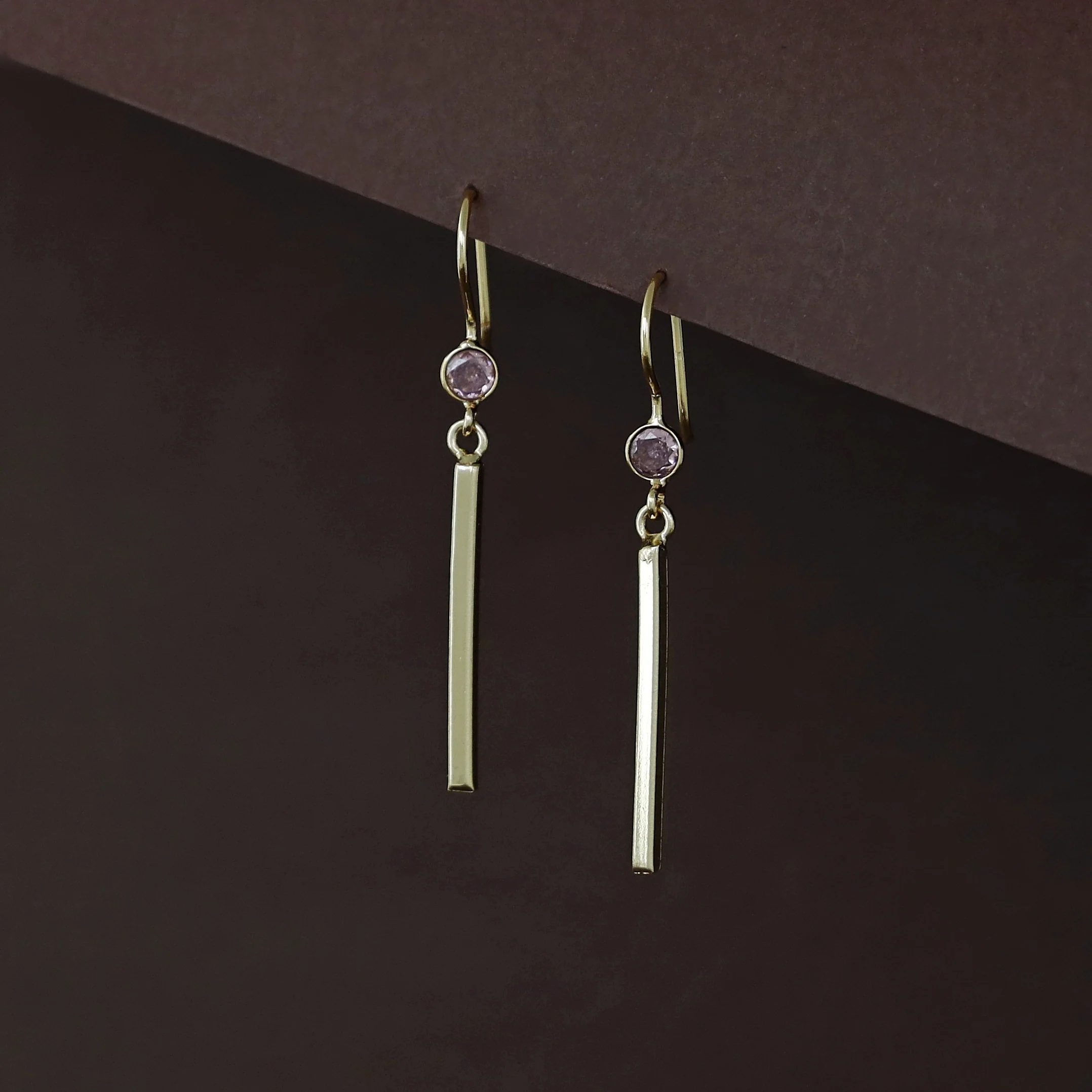 Marline Golden Sticky Glossy Round Drop - Image 12