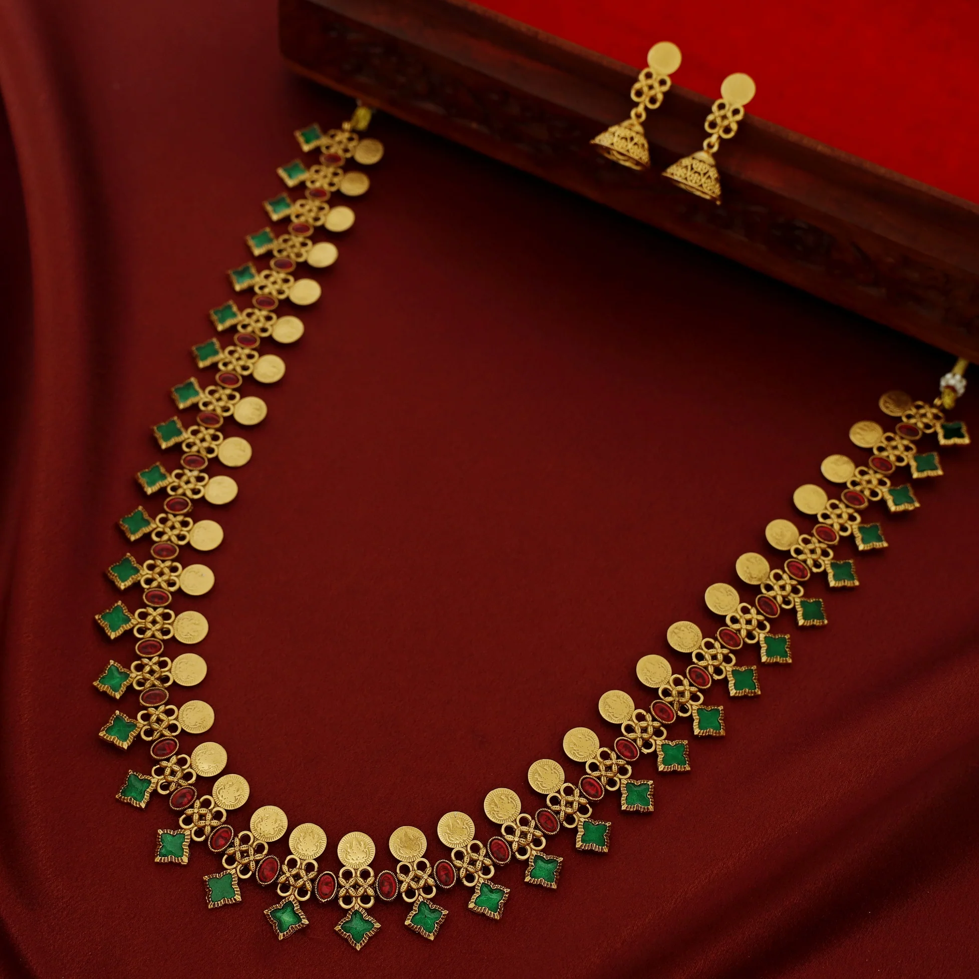 Matangi Kemp Stone Kashi Haram With Earring - Image 4