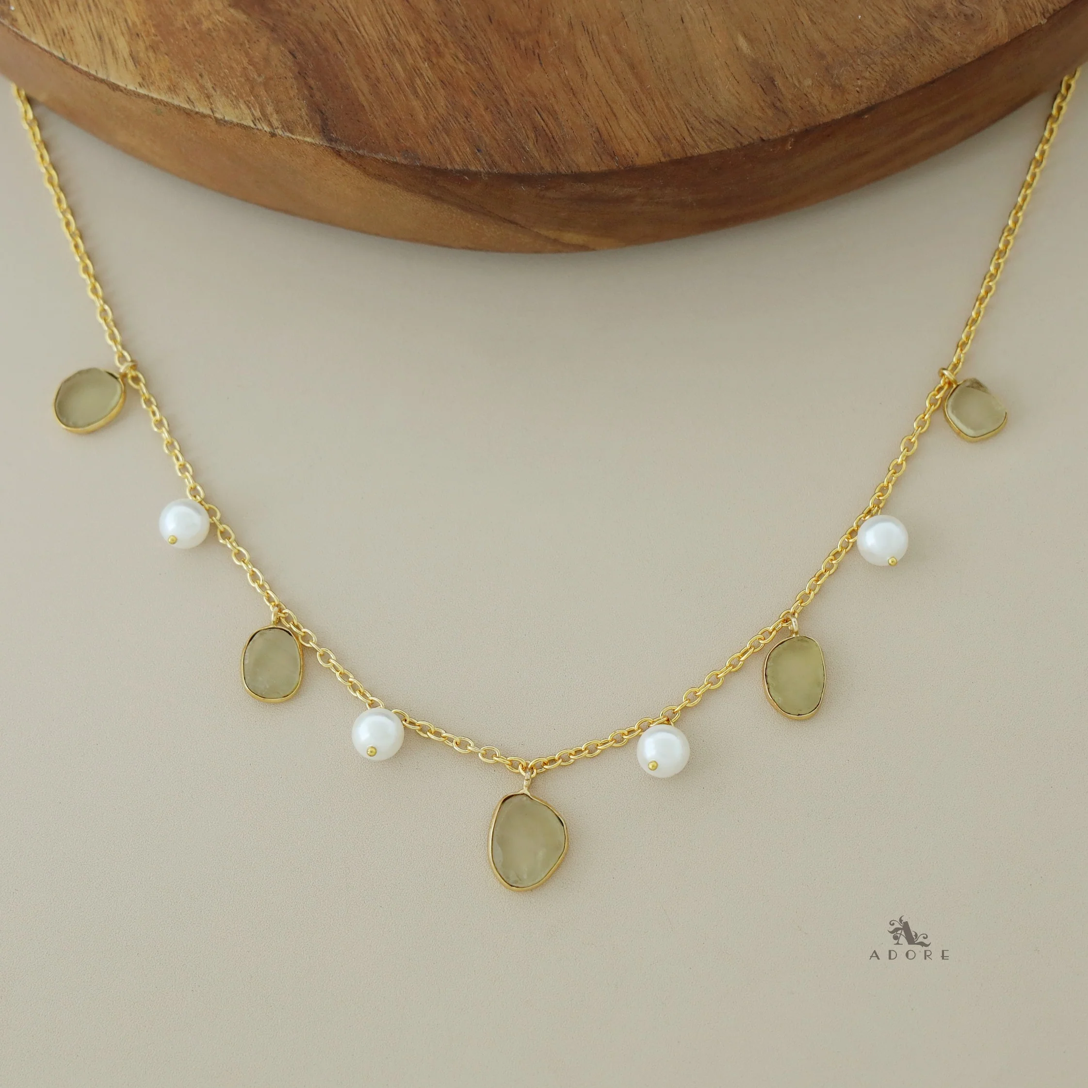 Mawar Raw Stone Pearl Neckpiece - Image 32