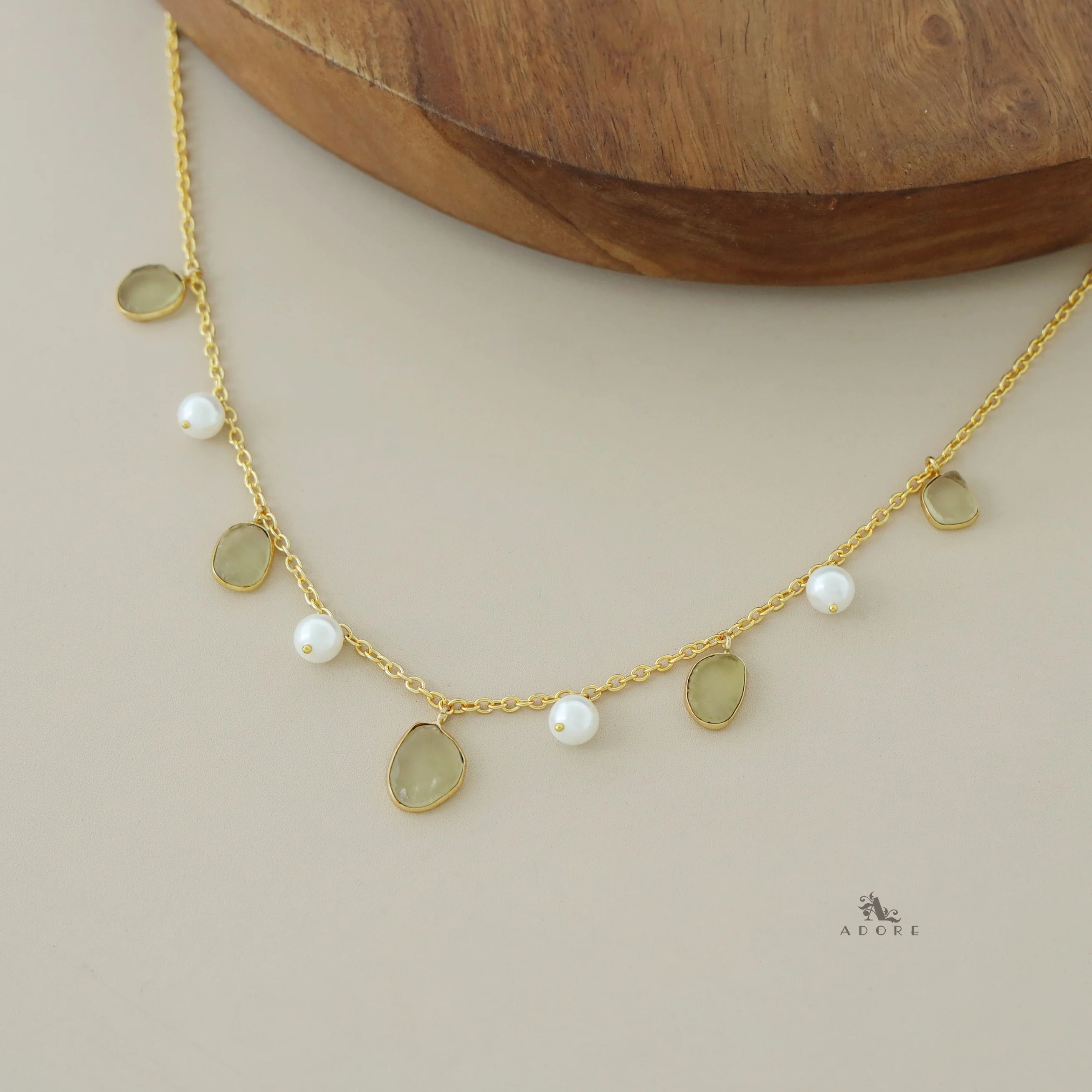 Mawar Raw Stone Pearl Neckpiece - Image 33