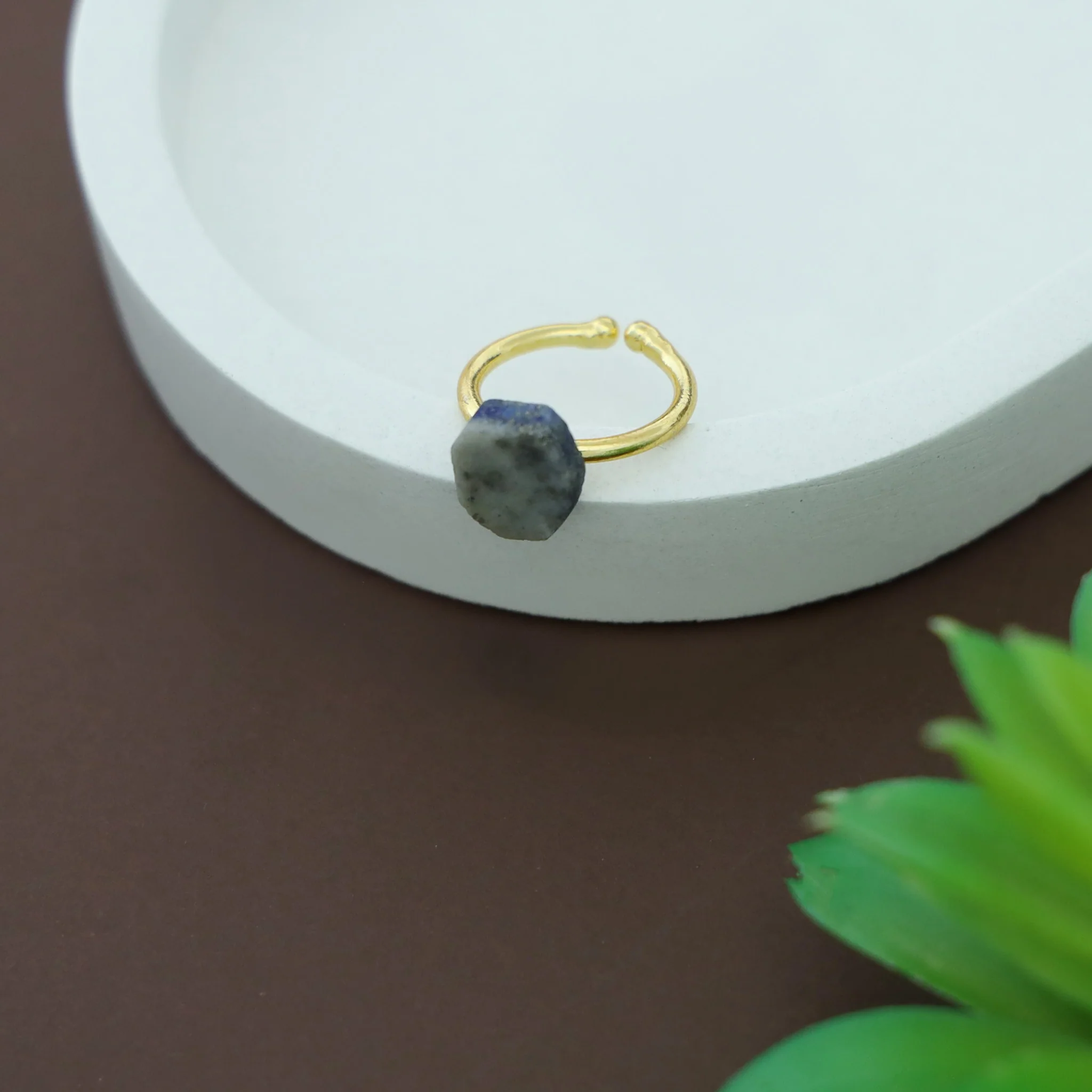 Mawar Raw Stone Ring - Image 37