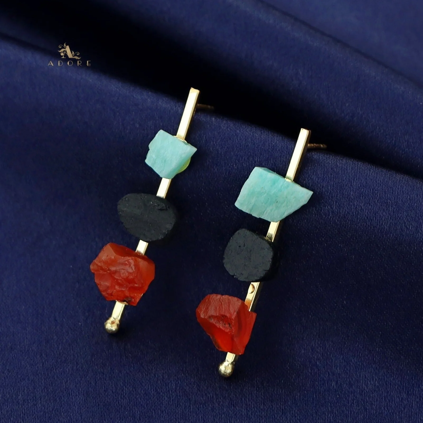 Mawar Tri Raw Stone Stick Earring - Image 10