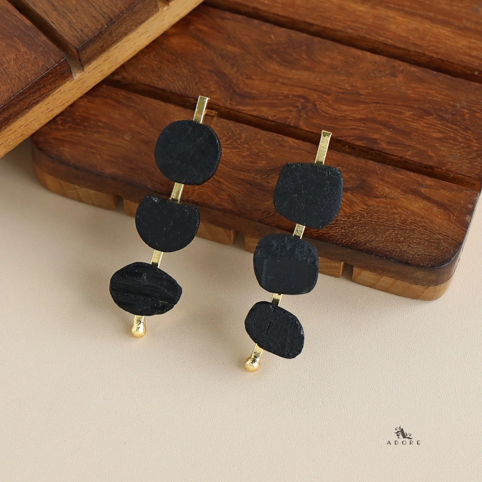 Mawar Tri Raw Stone Stick Earring - Image 6