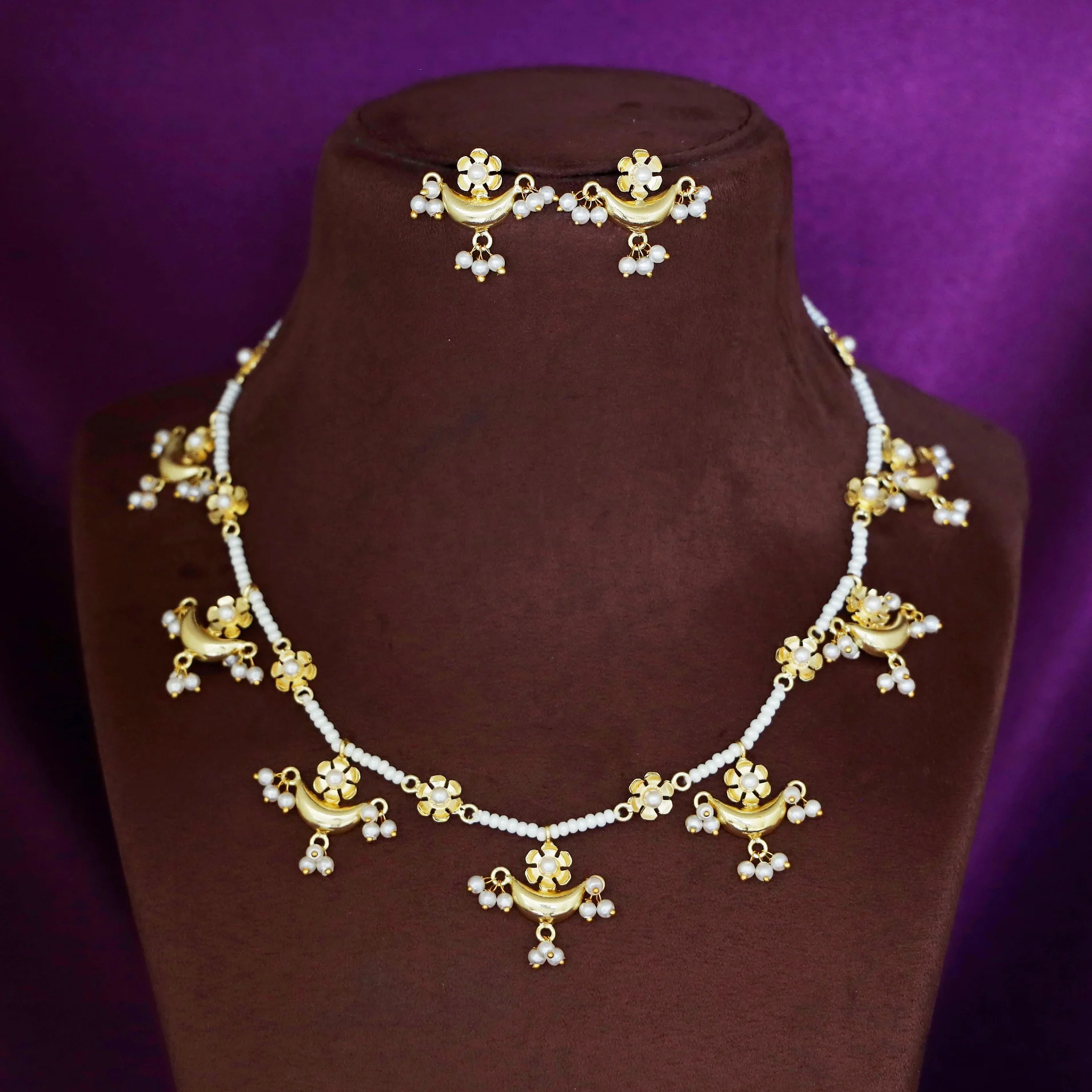 Mayansha Half Moon Floral Pearl Bead Neckpiece with Earring - Image 2