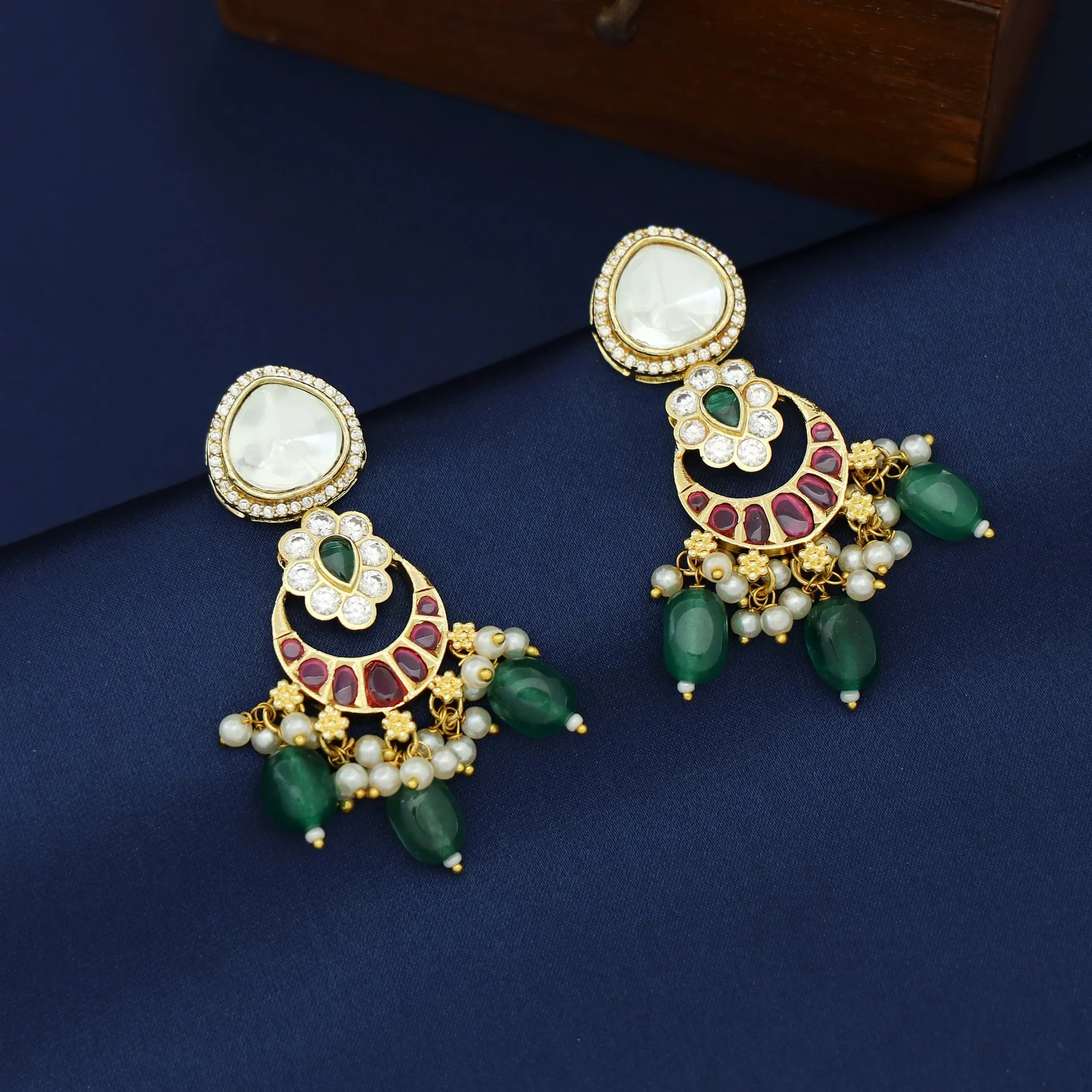 Mayyiza Beaded Pearl Polki Kundan Earring - Image 3