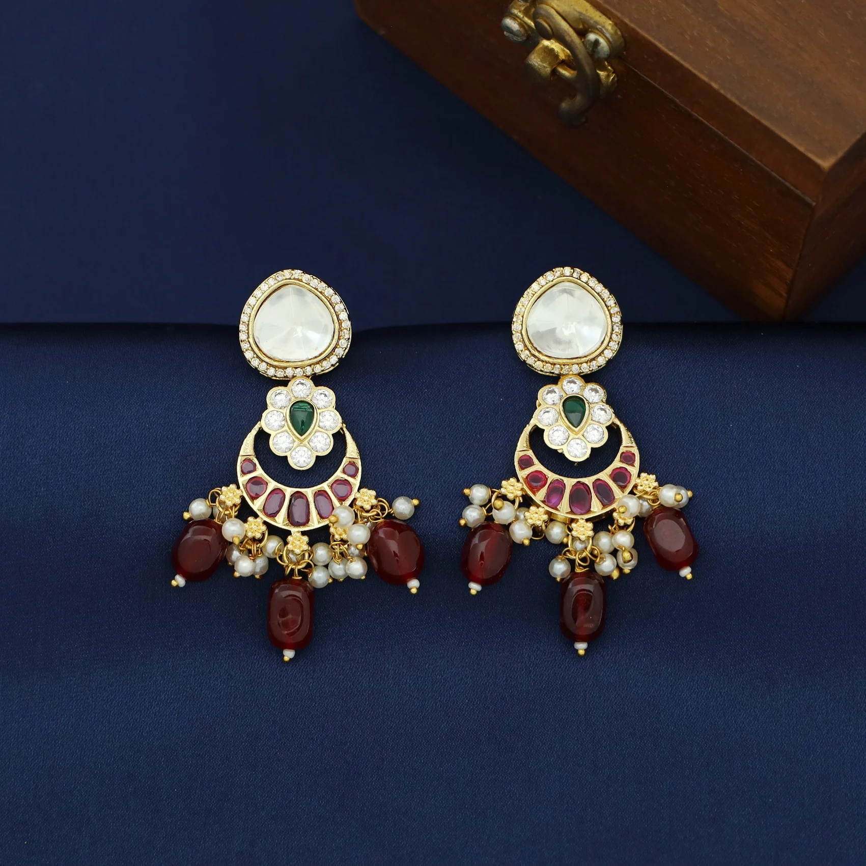 Mayyiza Beaded Pearl Polki Kundan Earring - Image 4