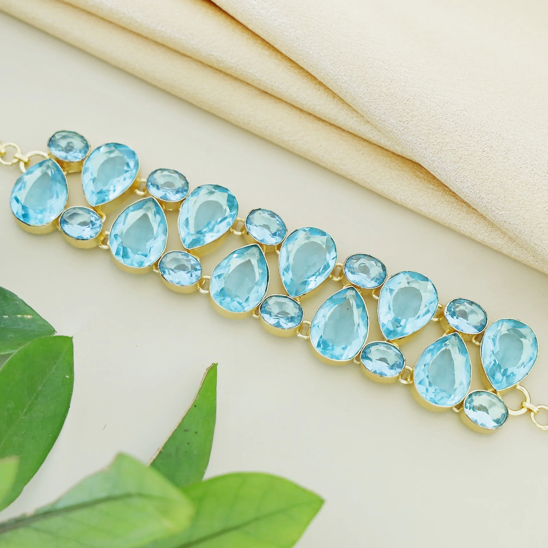 Mckinley Choker - Image 2